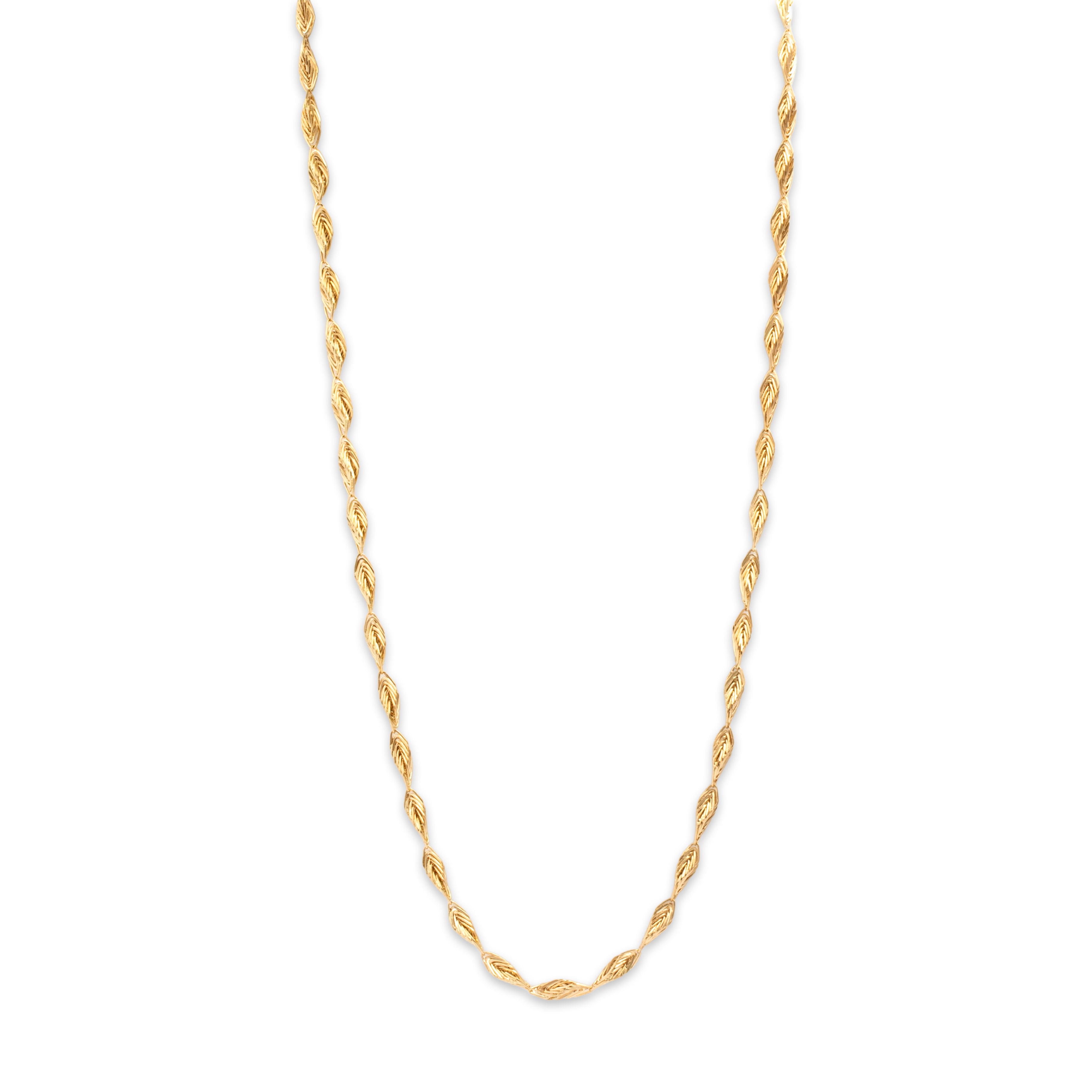 14k Yellow Gold Lightweight Interwoven Botanical Link Necklace - Close-up view
