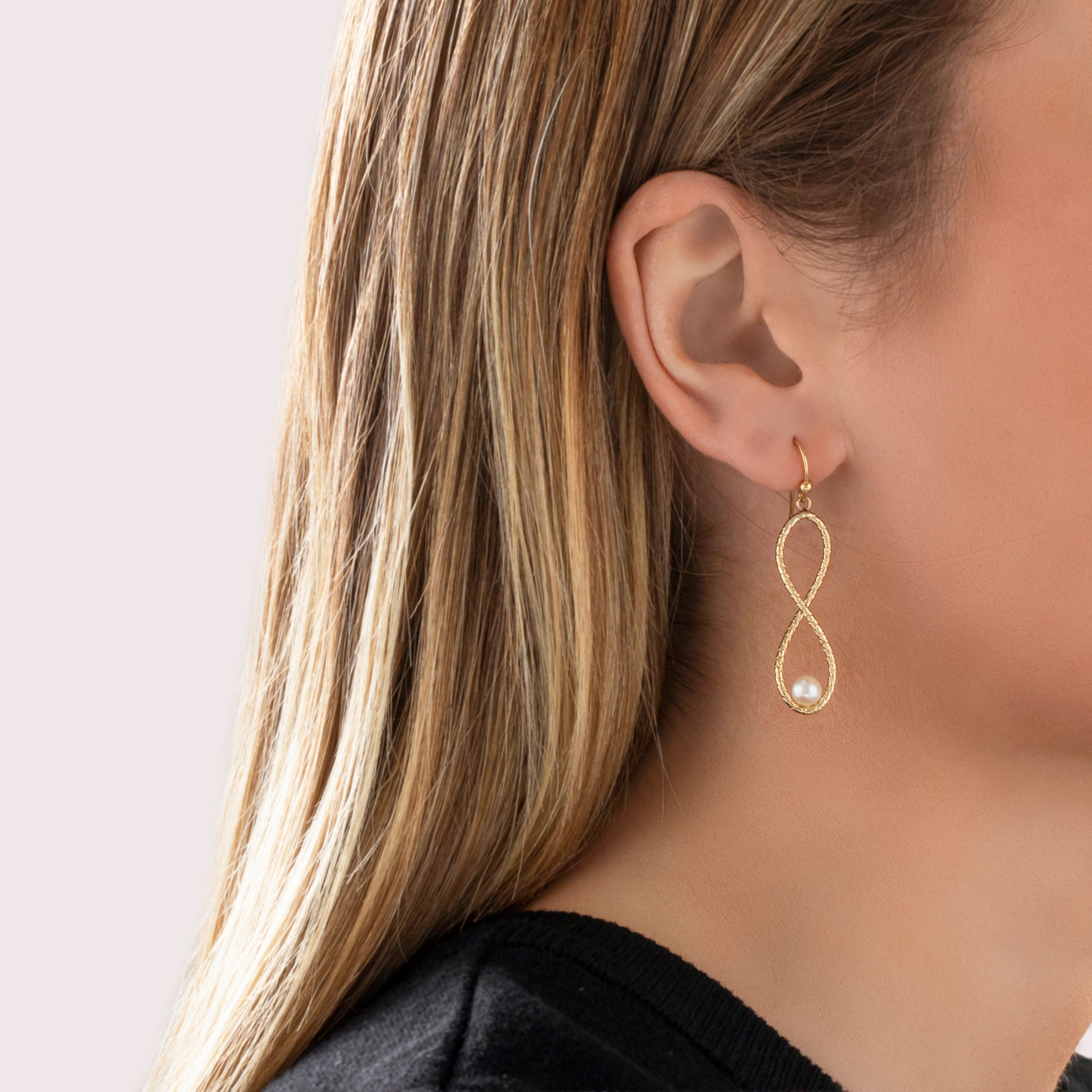 Vintage Italian 14k Yellow Gold Pearl Textured Infinity Drop Dangle Earrings - On model view