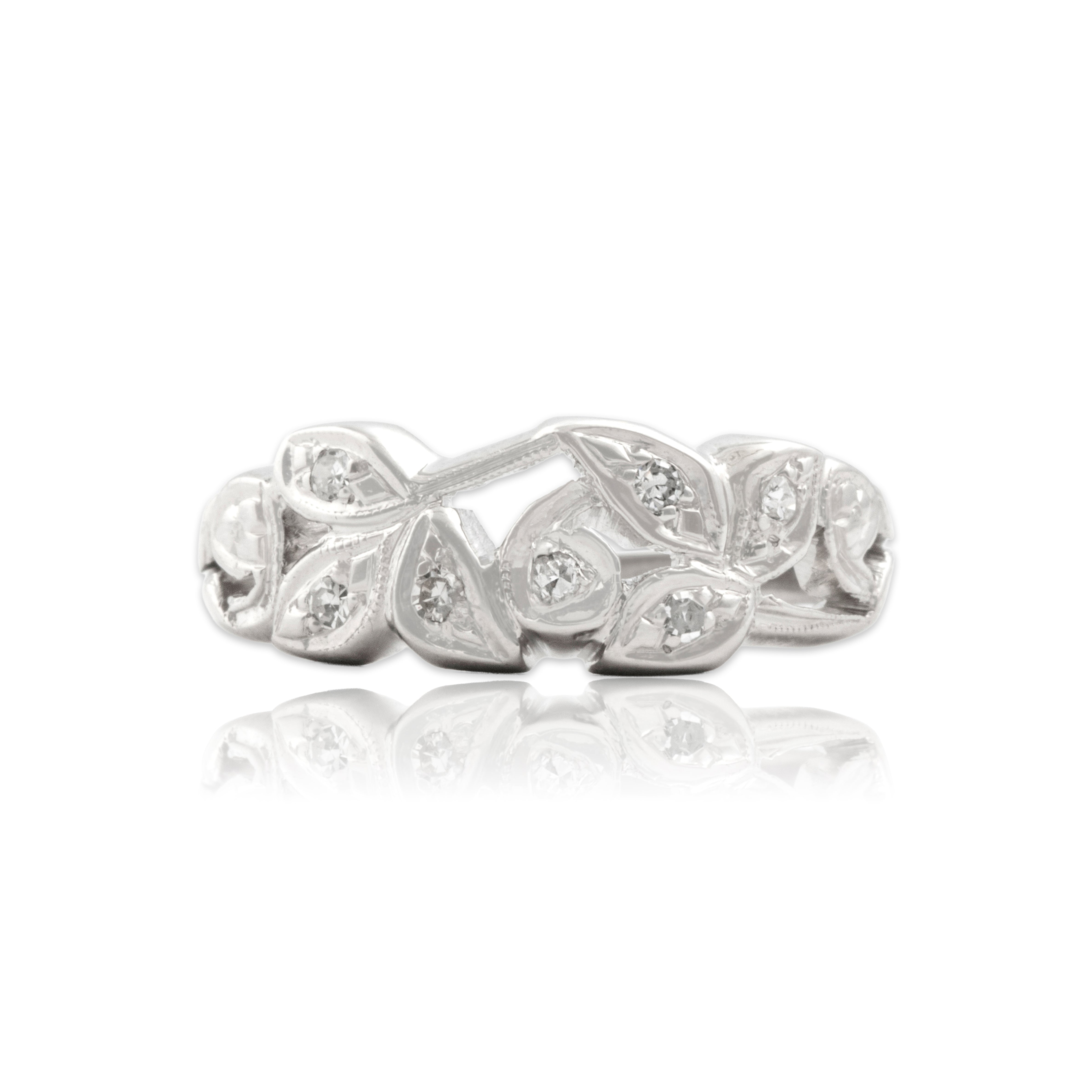 Vintage 14k White Gold Naturalistic Leafy Diamond Band Ring 5.75