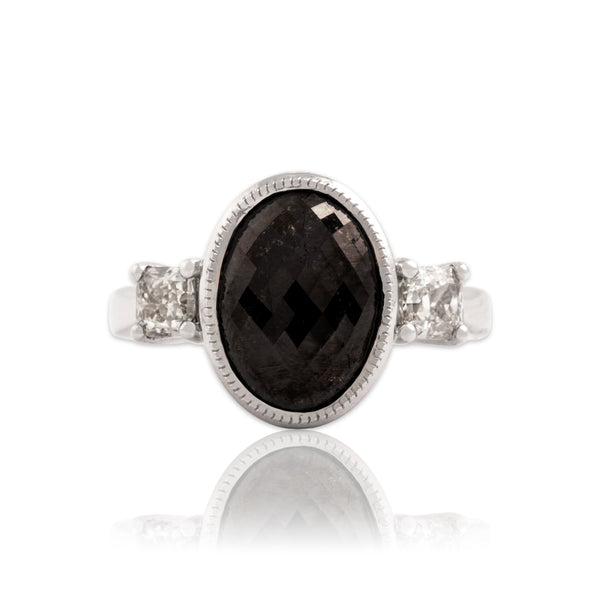 Vintage 14k White Gold 3.86cttw Black & Light Yellow Diamond Striking Ring 7.75