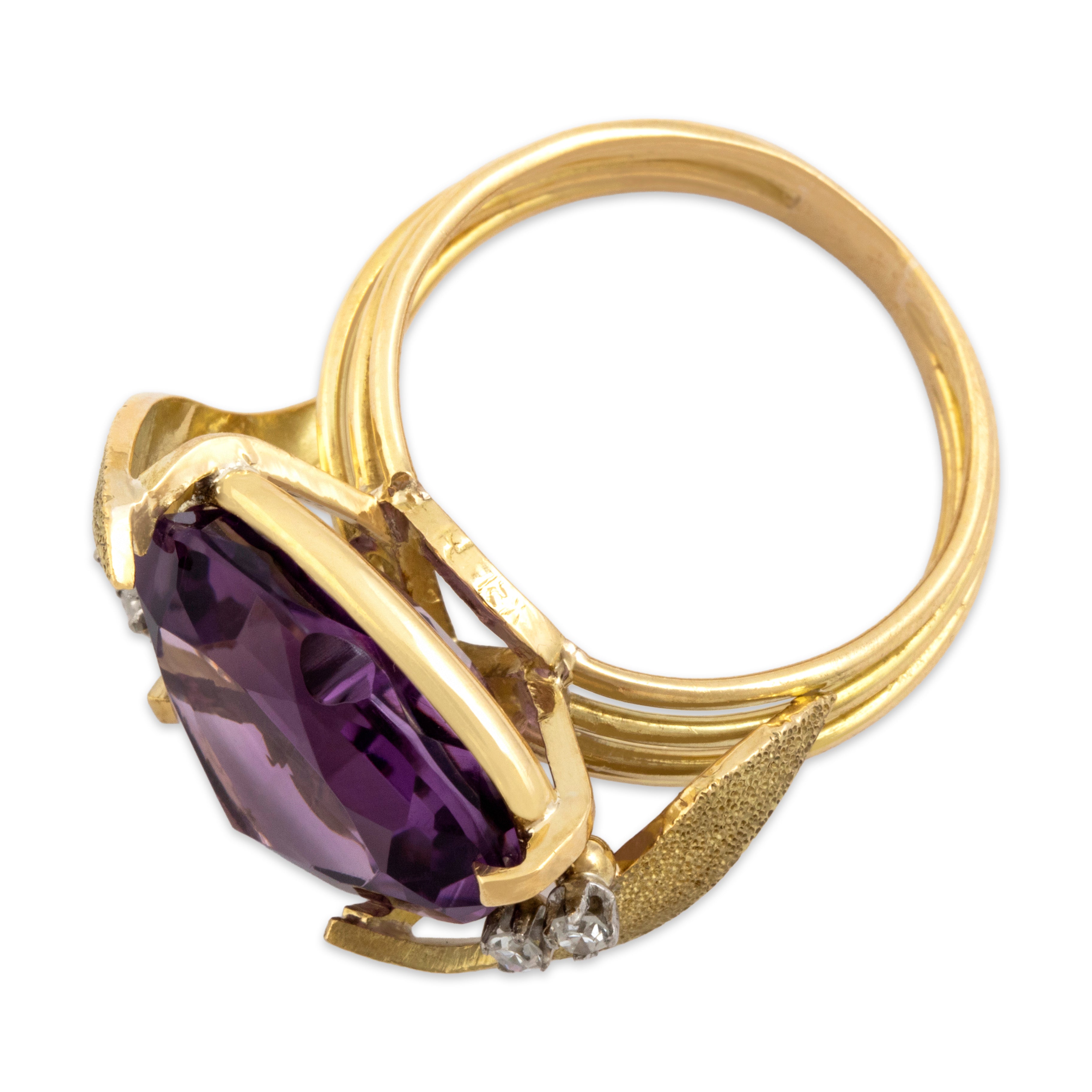 Vintage 18k Yellow Gold 8.34ct Amethyst Diamond Bold Romantic Adorned Heart Cocktail Ring - Overall view