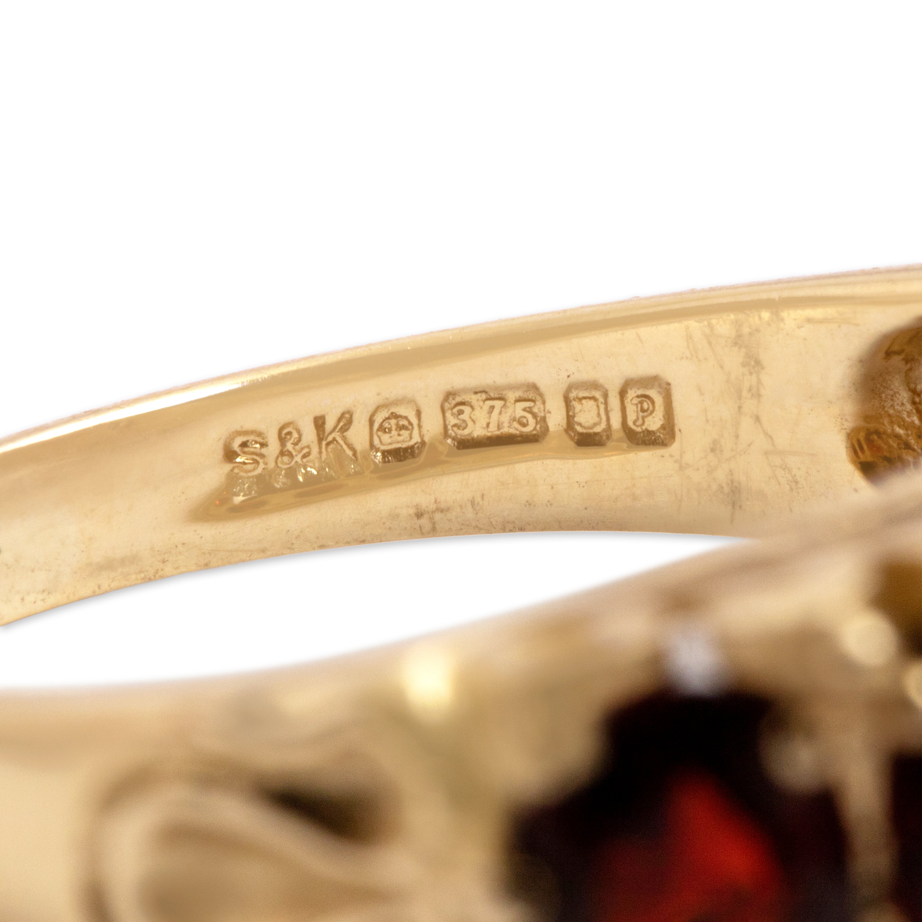 Vintage English 9k Yellow Gold 2.65cttw Garnet Scrolling Crimson Line Ring - Hallmark view
