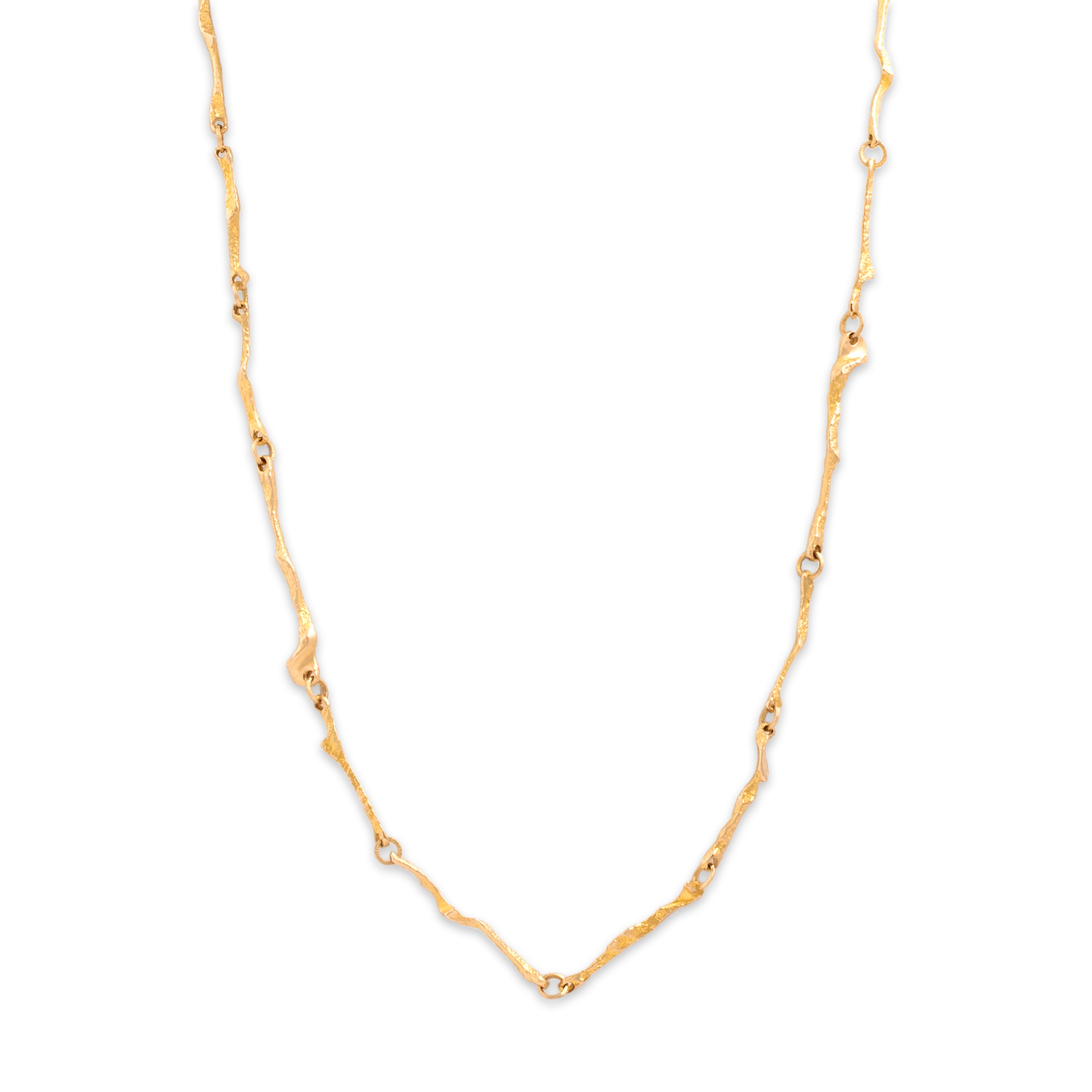Vintage 14k Yellow Gold Spiny Brutalist Link Necklace - Close-up view