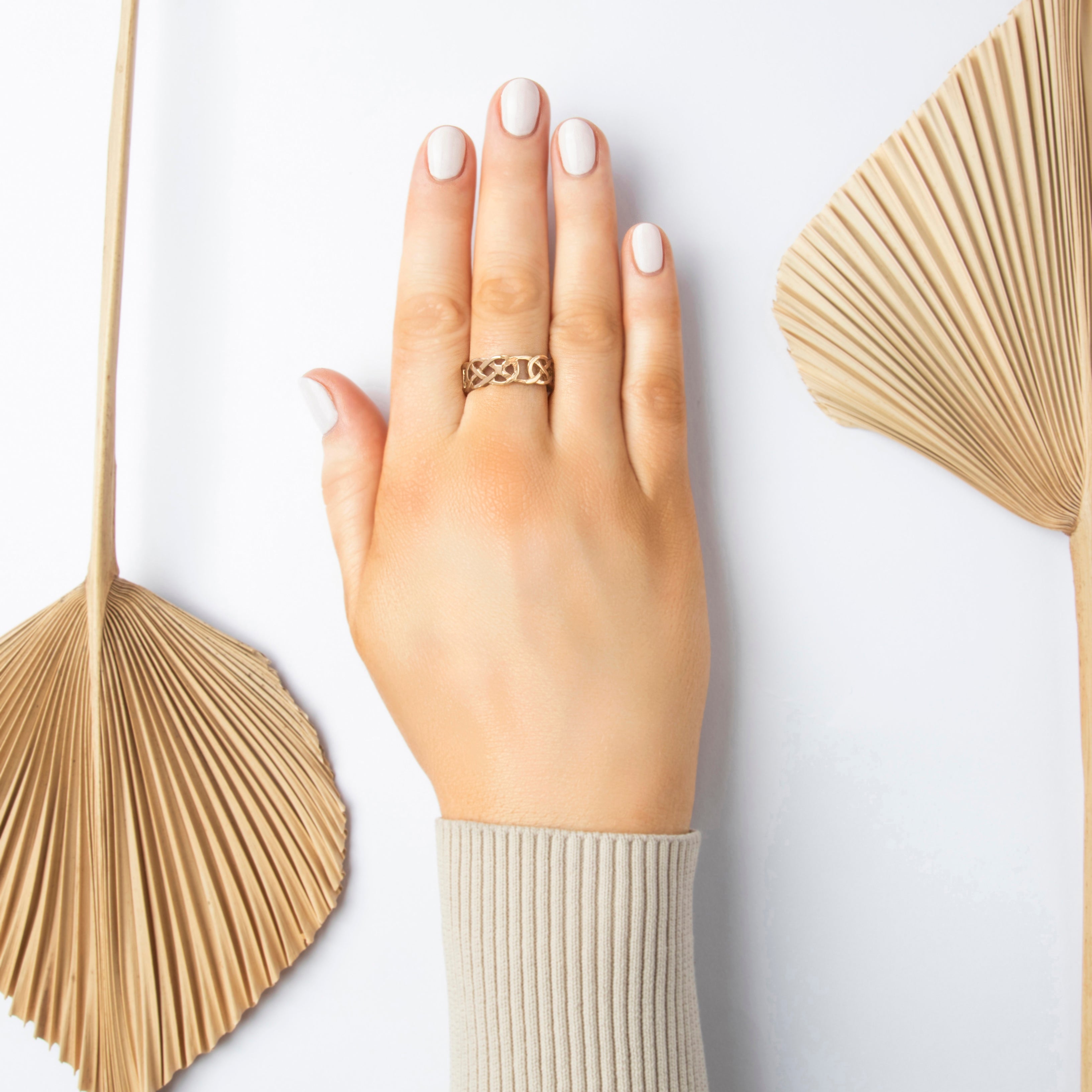 Vintage 9k Yellow Gold Celtic Knot Ring - On model view