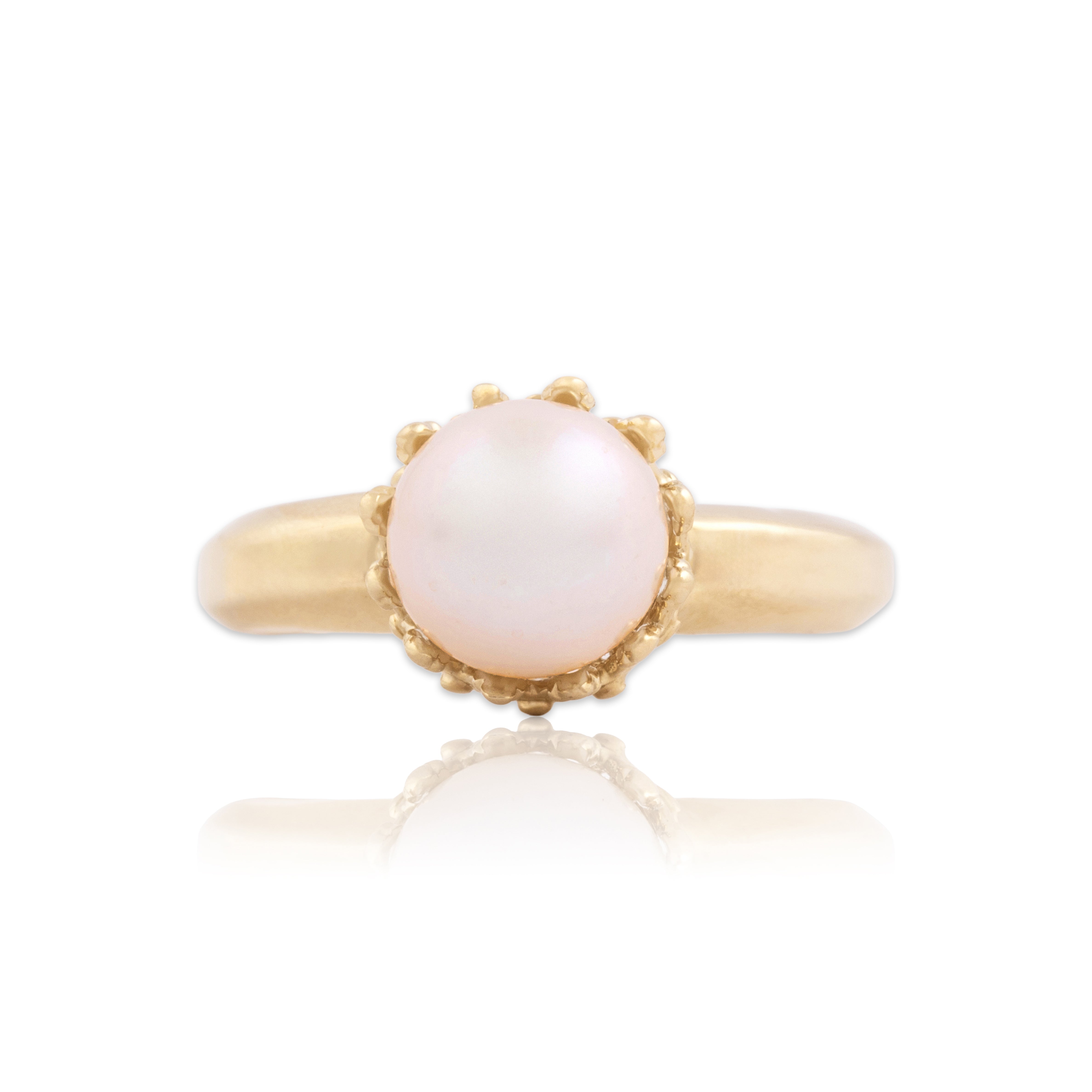 Vintage 14k Yellow Gold Pearl Luminous Crown-Set Ring 6.75