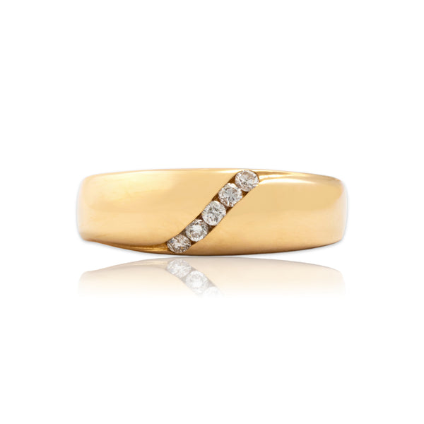 Vintage 14k Yellow Gold Diamond Domed Wave Band Ring 10.75