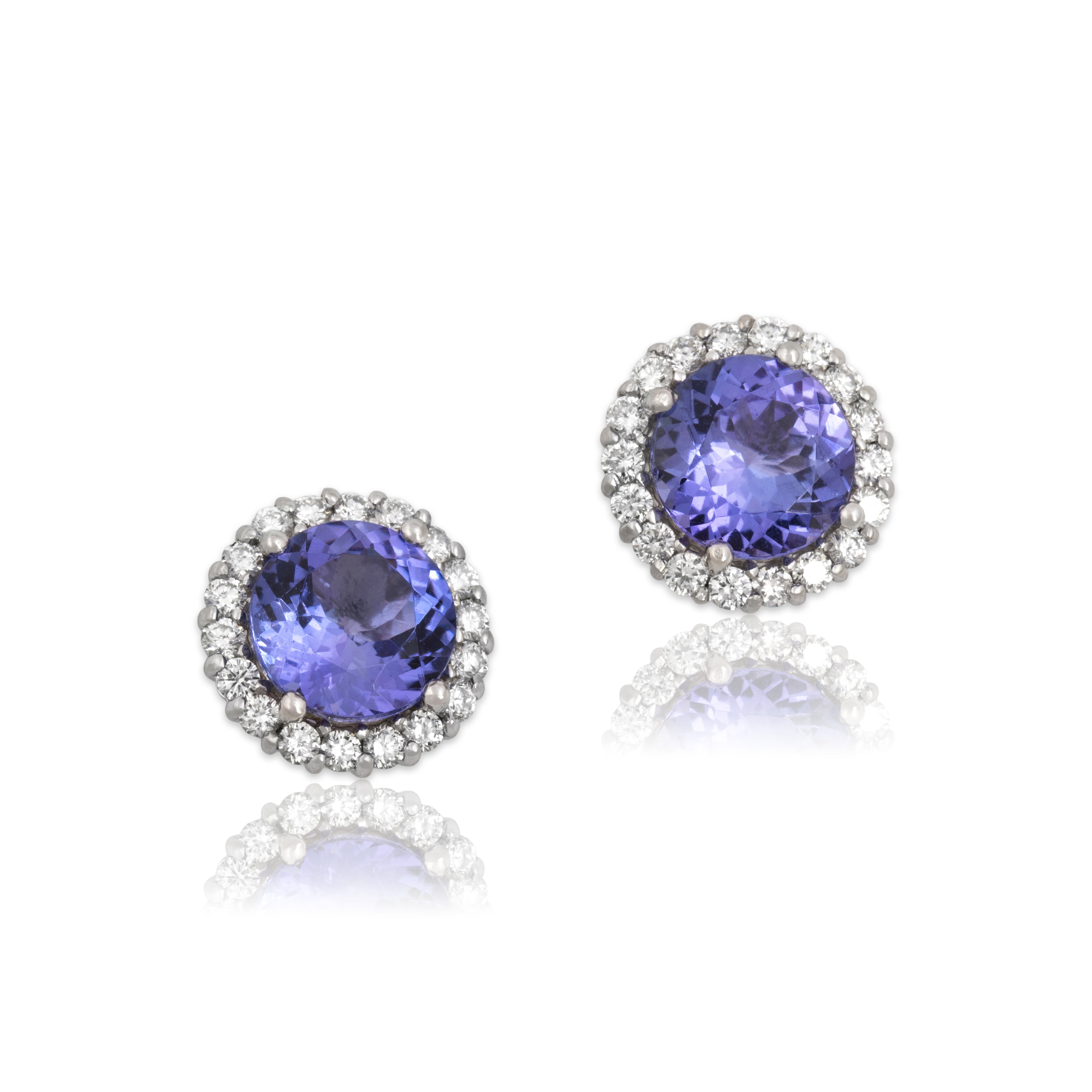 Vintage 14k White Gold 3.39cttw Tanzanite Diamond Stunning Halo Stud Earrings - Close-up view