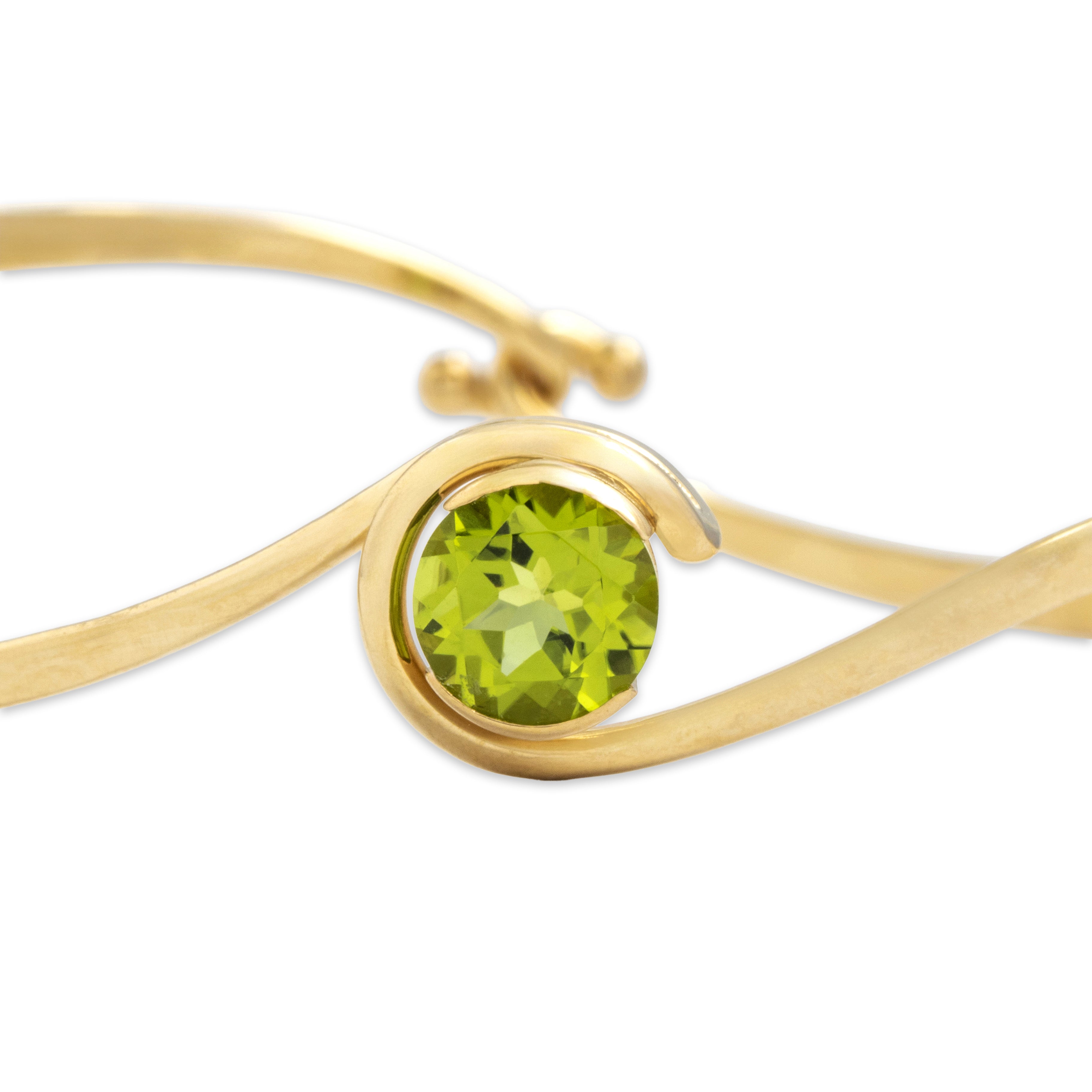 Vintage 14k Yellow Gold Peridot Bright Swirling Bracelet - detail view #4