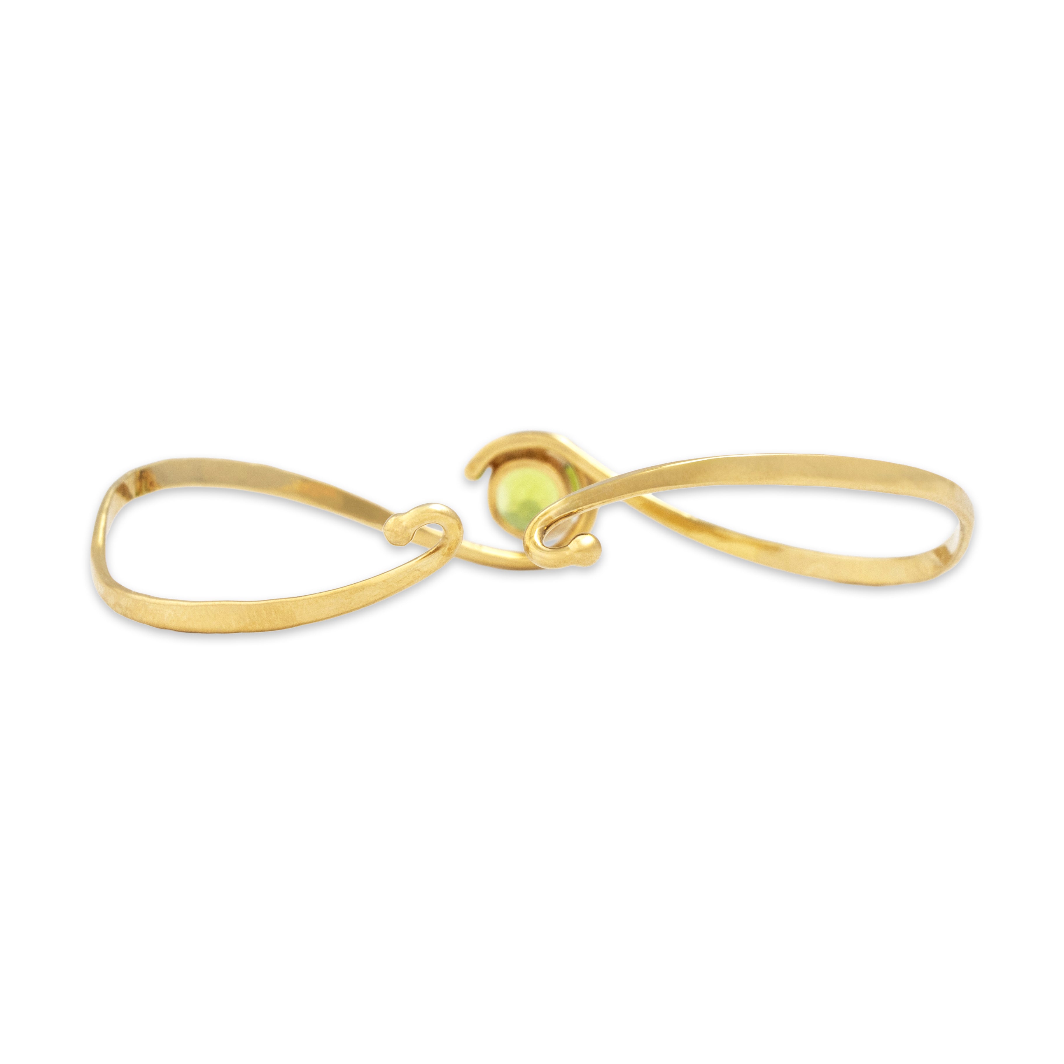 Vintage 14k Yellow Gold Peridot Bright Swirling Bracelet - Back view