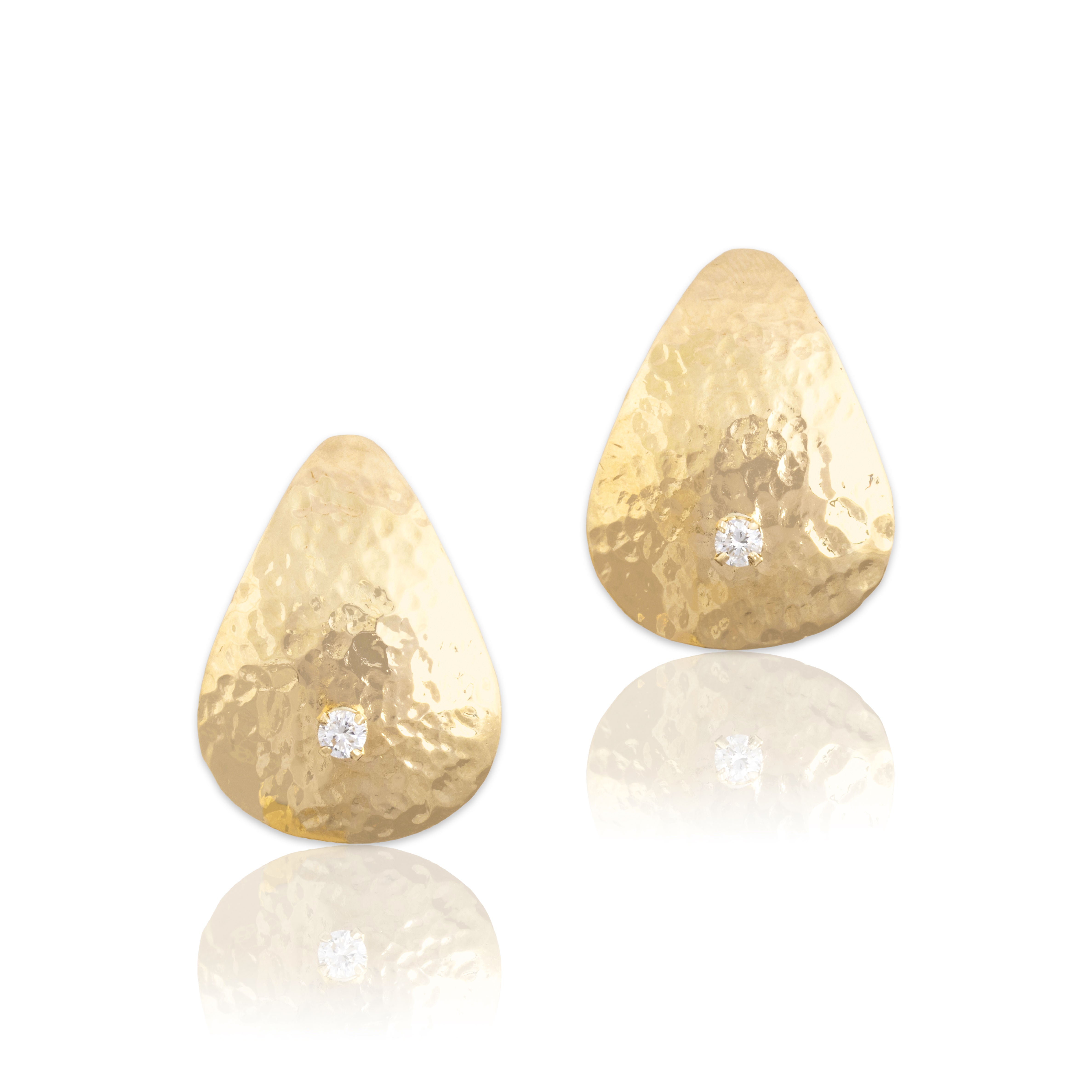 Vintage 14k Yellow Gold Diamond Hammered Teardrop Sparkling Statement Earrings
