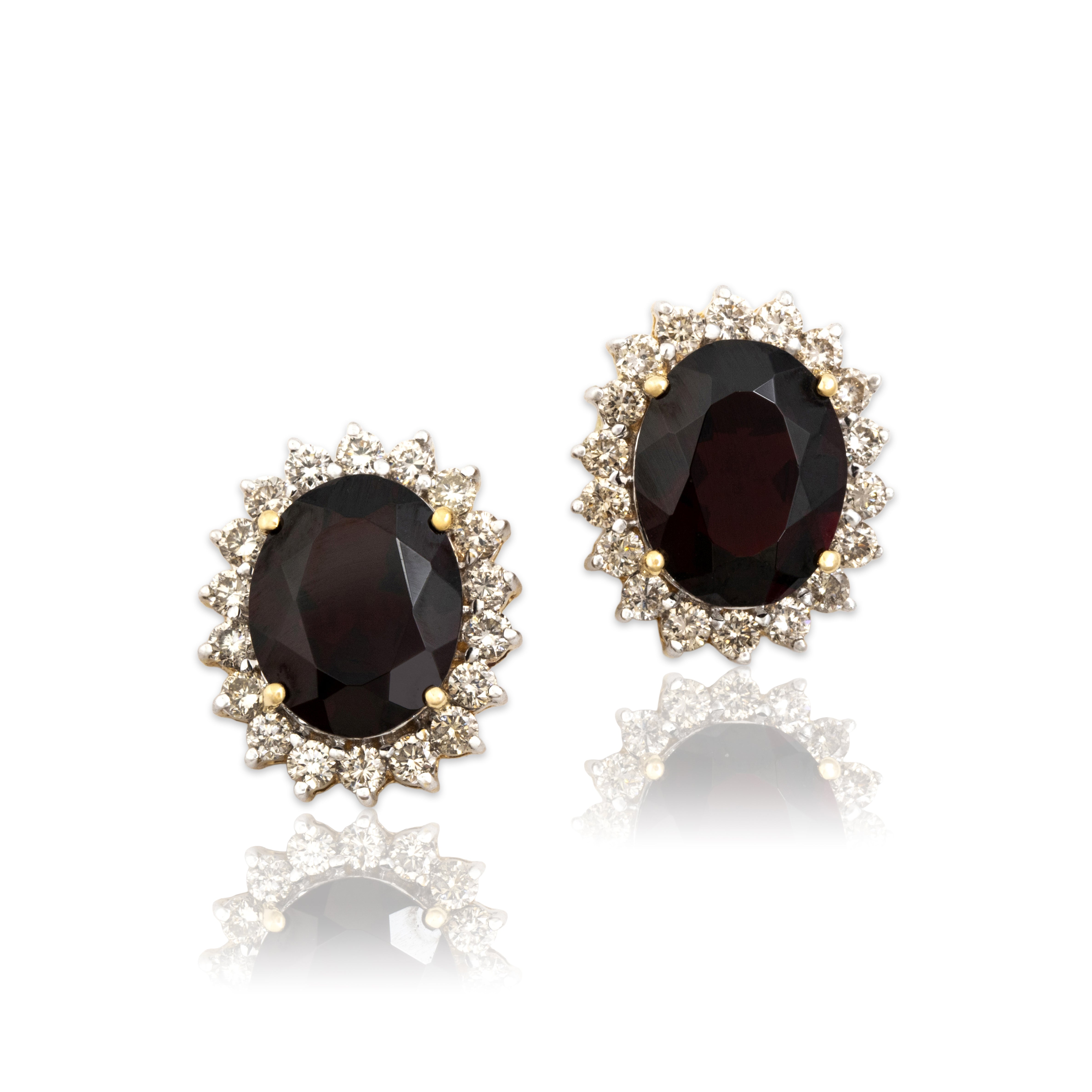 Vintage 14K Yellow Gold 5.24cttw Garnet Diamond Striking Sparkling Halo Stud Earrings - Close-up view