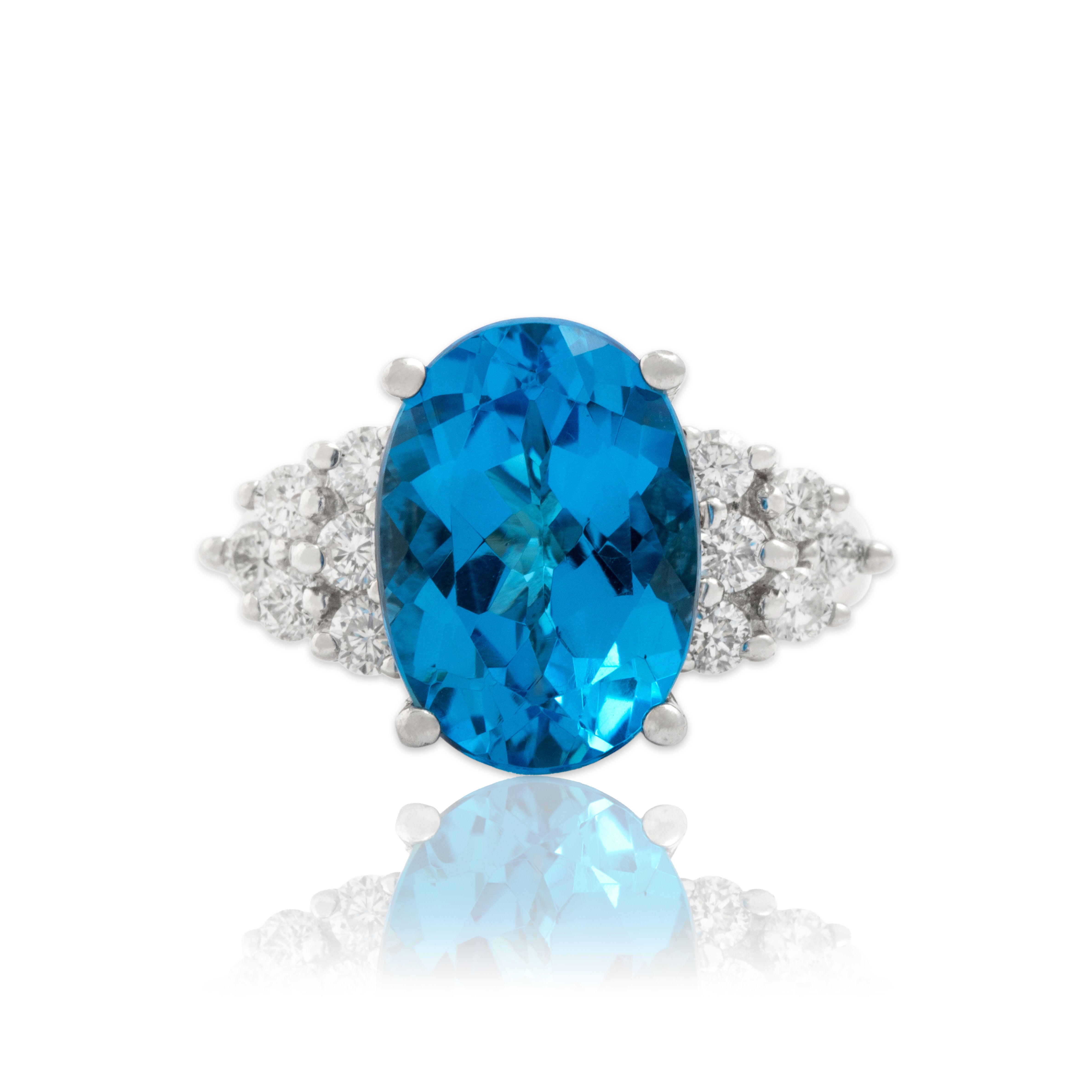 Vintage 14k White Gold 7.08ct Swiss Blue Topaz .56cttw Diamond Striking Ring 7.00