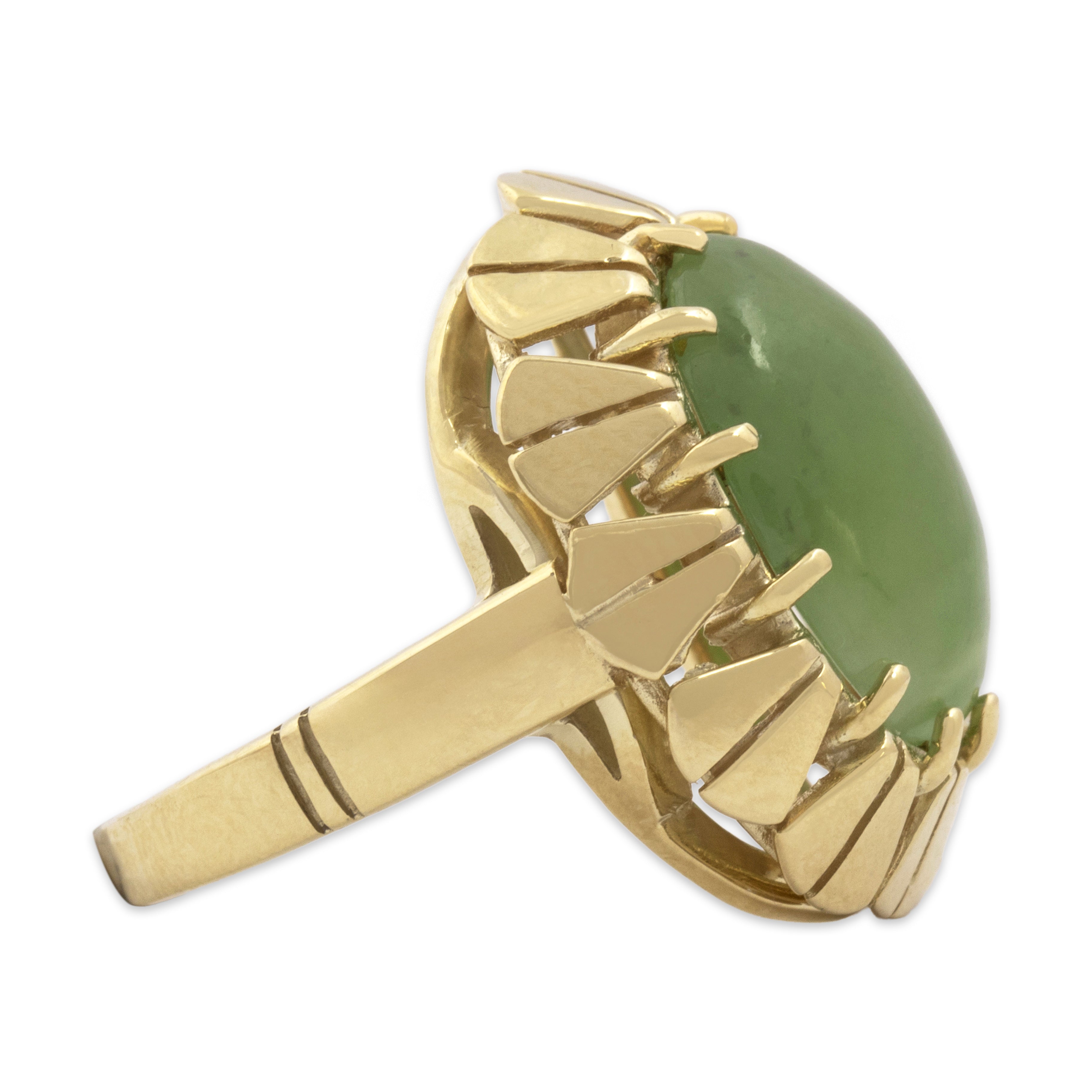 Vintage 14k Yellow Gold 4.54ct Jade Geometric Basket Cabochon Cocktail Ring - Side view