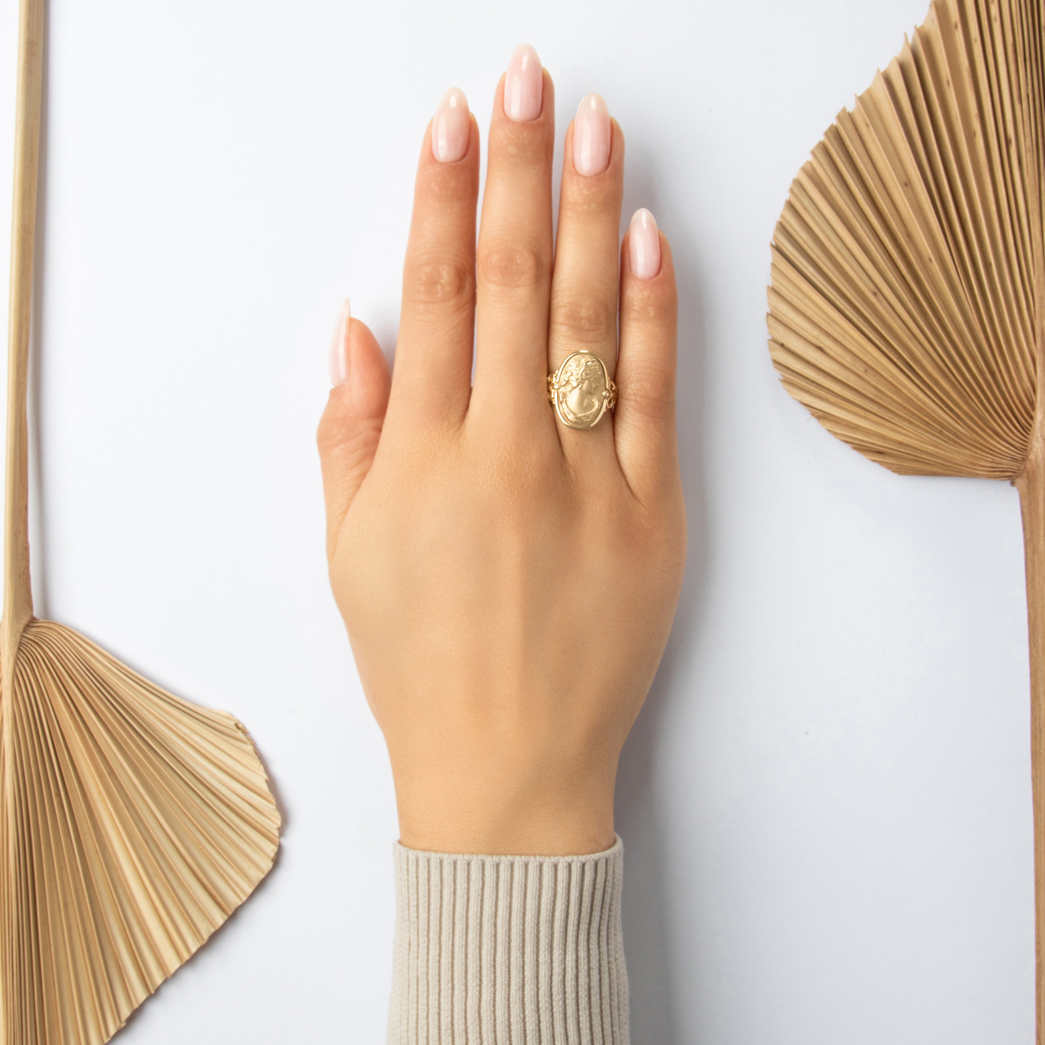 Vintage 14k Yellow Gold Pretty Brushed Swirling Cameo Ring - On model view