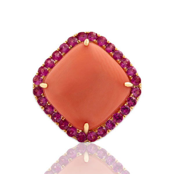Vintage 18k Yellow Gold .73cttw Ruby Coral Fabulous Bright Kite Cocktail Ring - Close-up view