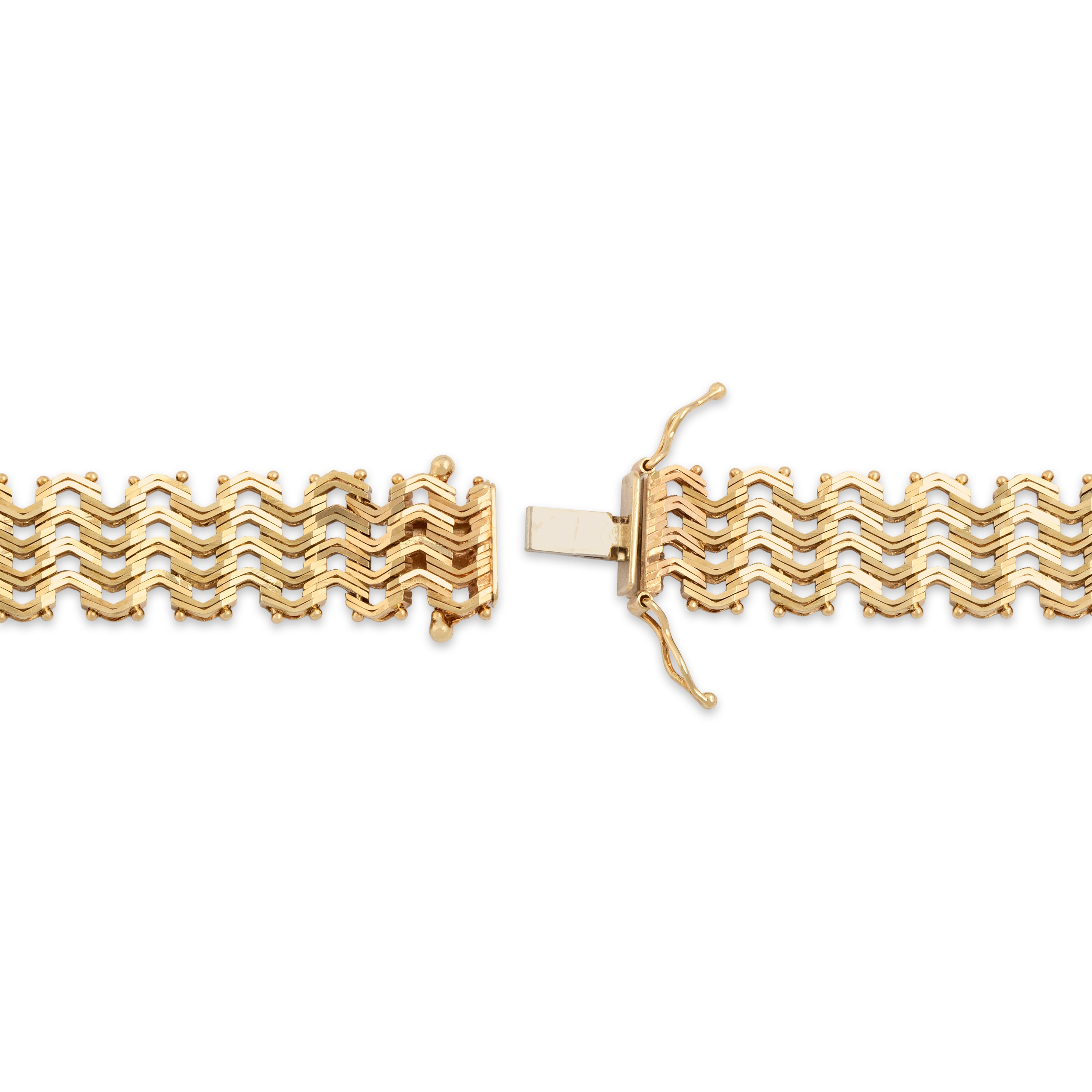 Vintage Heavy 14k Yellow Gold Stacked Chevron Link Bracelet - clasp view