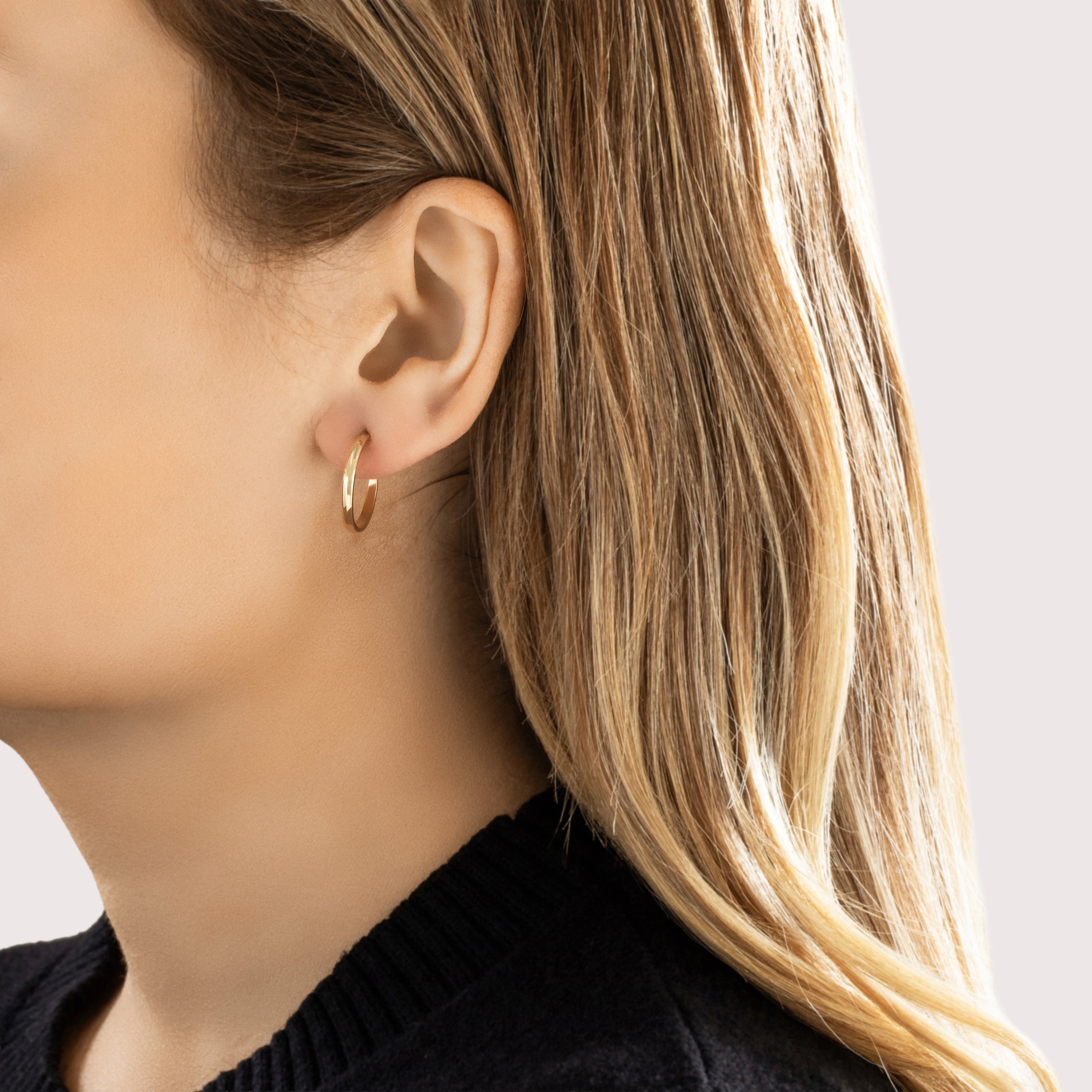 Vintage 14k Yellow Gold Sleek Everyday Hoop Earrings - On model view