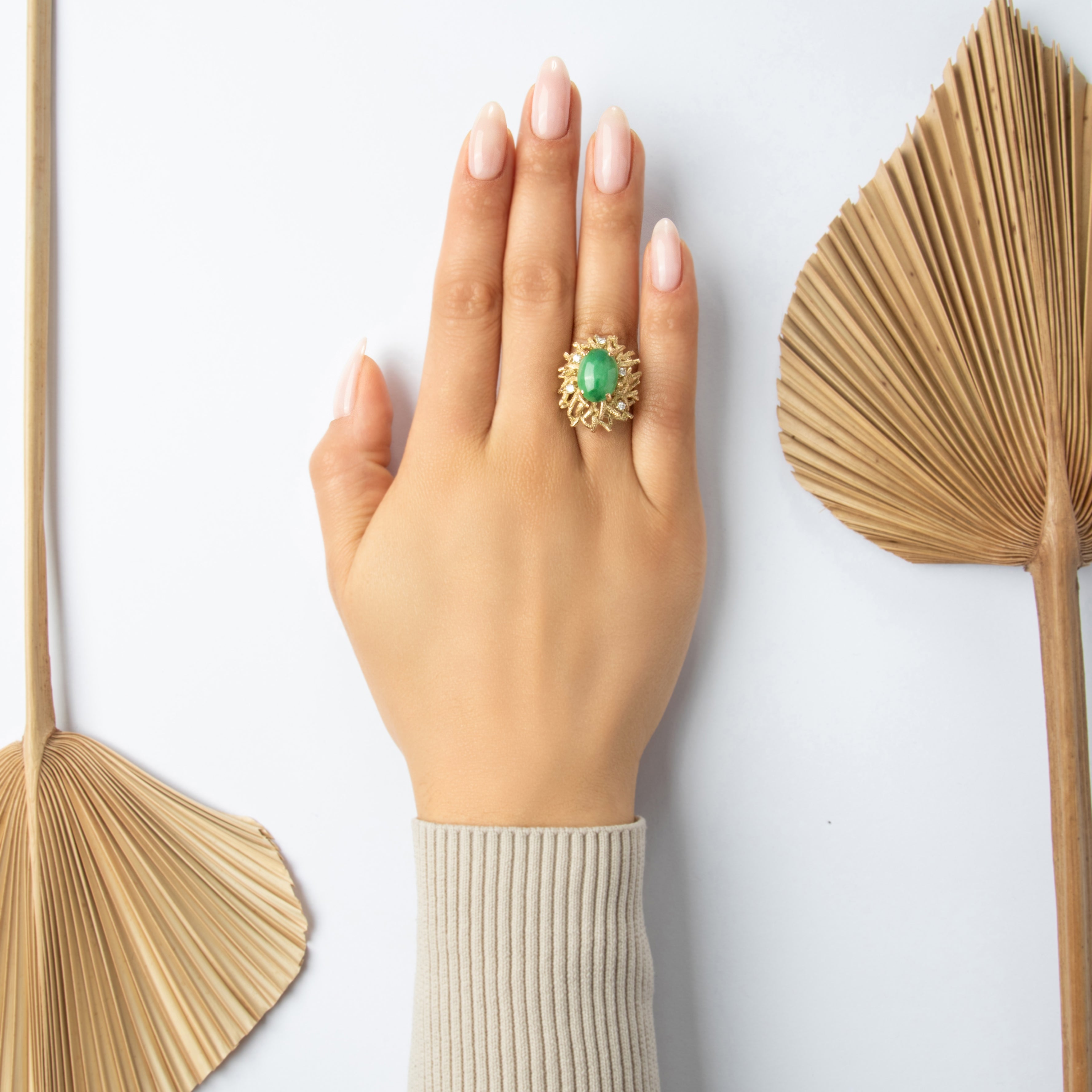Vintage Substantial 14k Yellow & Rosy Yellow Gold 4.73ct Jade Diamond Brutalist Oceanic Setting Ring - On model view