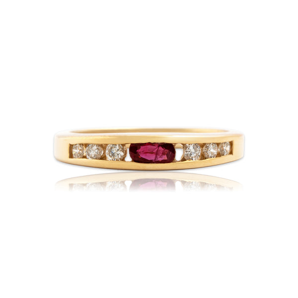 Vintage 14k Yellow Gold Ruby Diamond Sparkling Channel-Set Band Ring 6.50