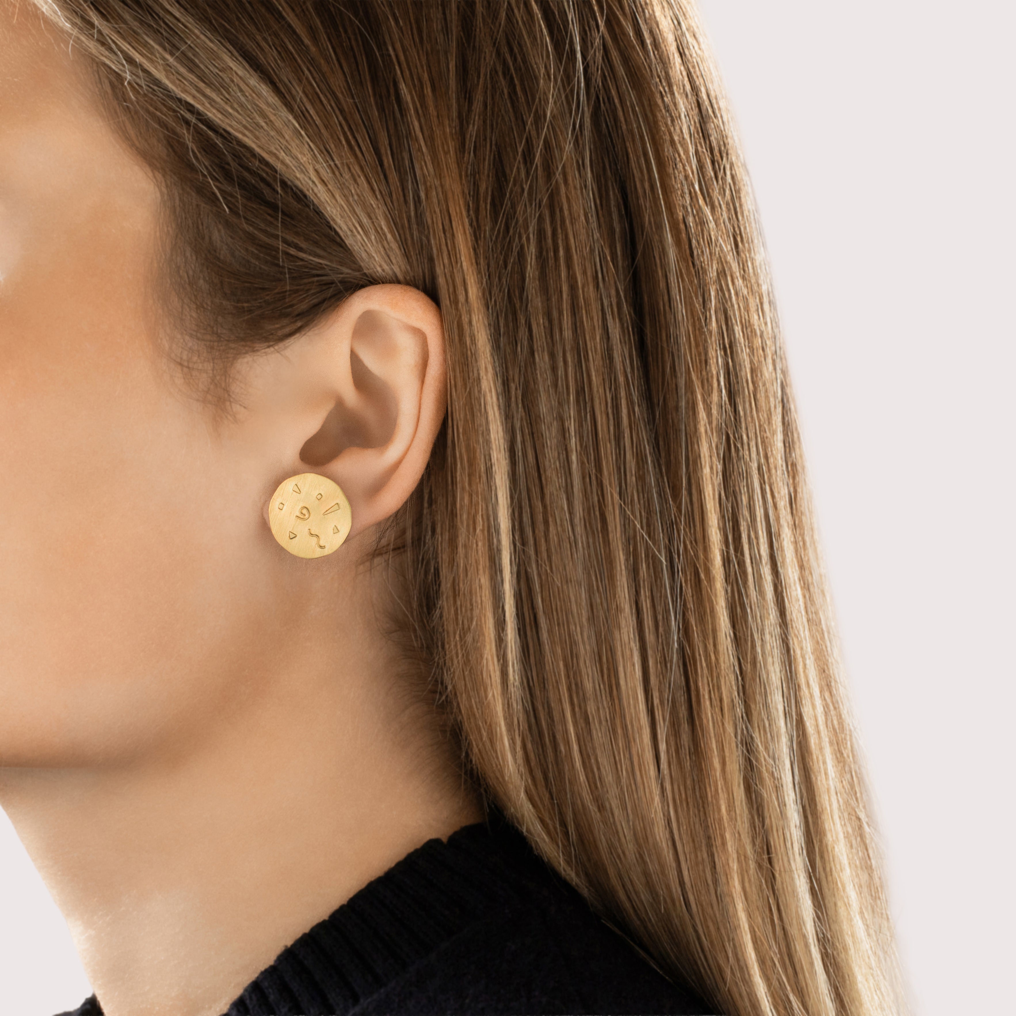 Vintage 18k Yellow Gold Funky Artistic Disc Stud Earrings