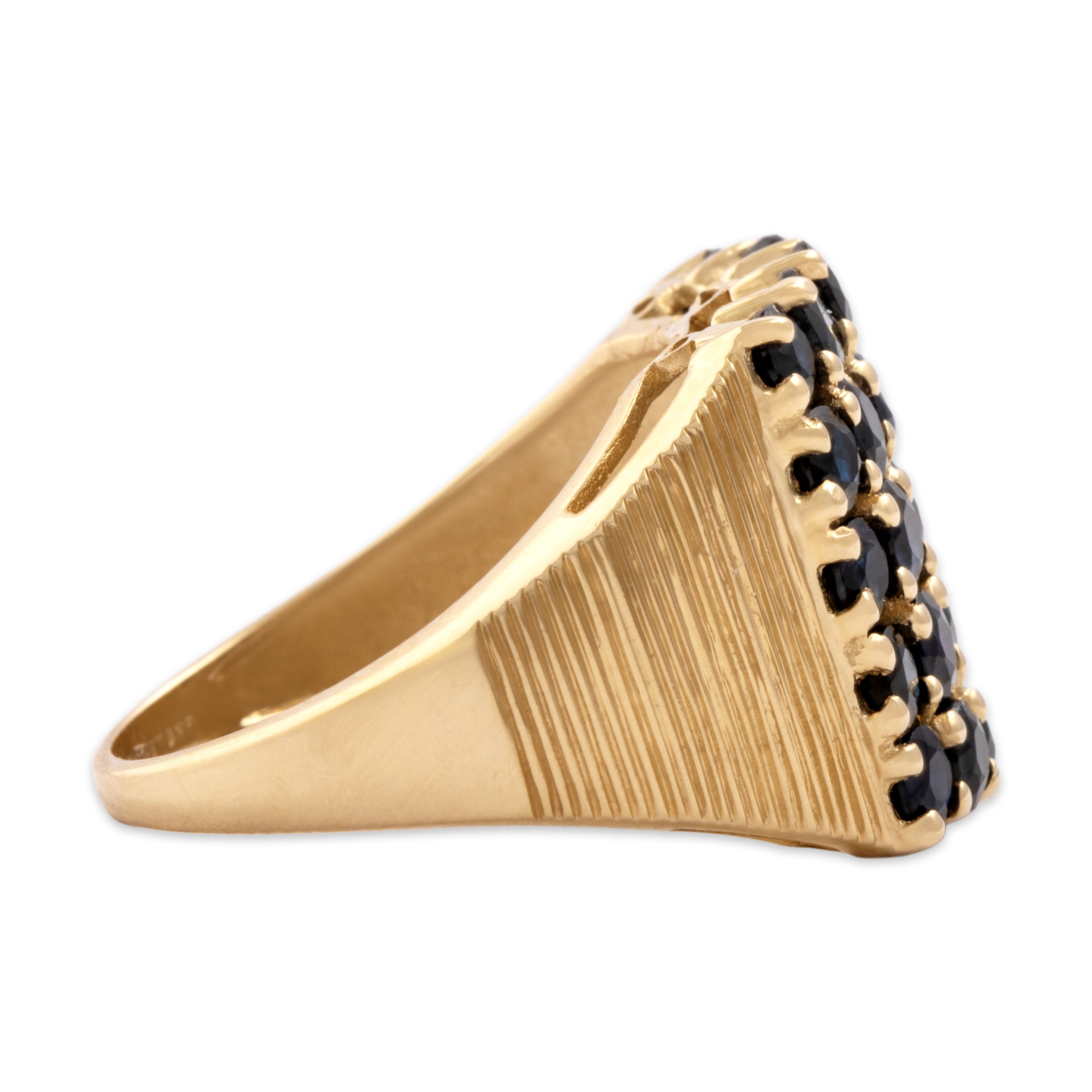 Vintage 14k Yellow Gold 2.54cttw Dark Blue Sapphire Bold Glittering Textured Tile Ring - Side view