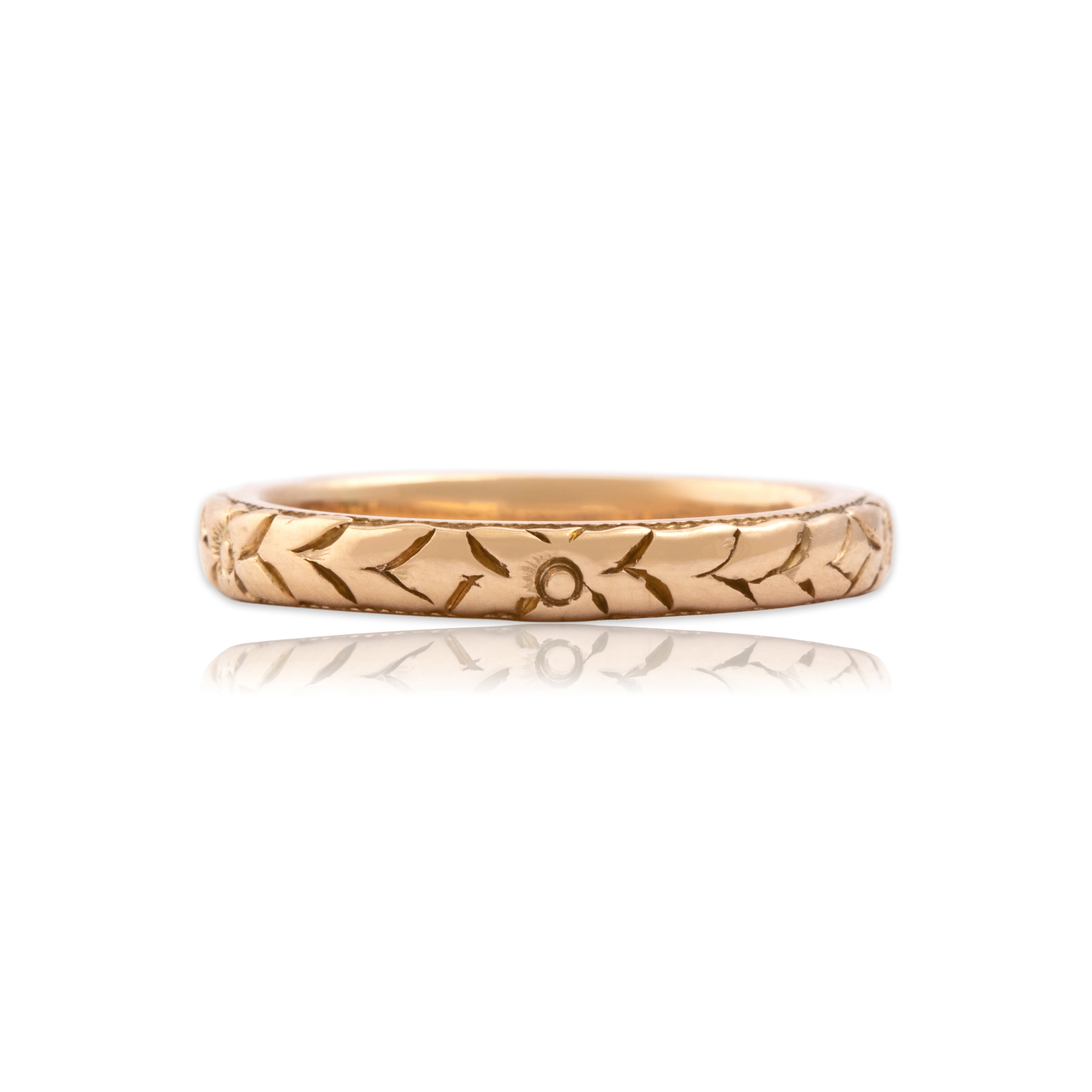 Antique 14k Rosy Yellow Gold Botanical Orange Blossom Band Ring - Close-up view