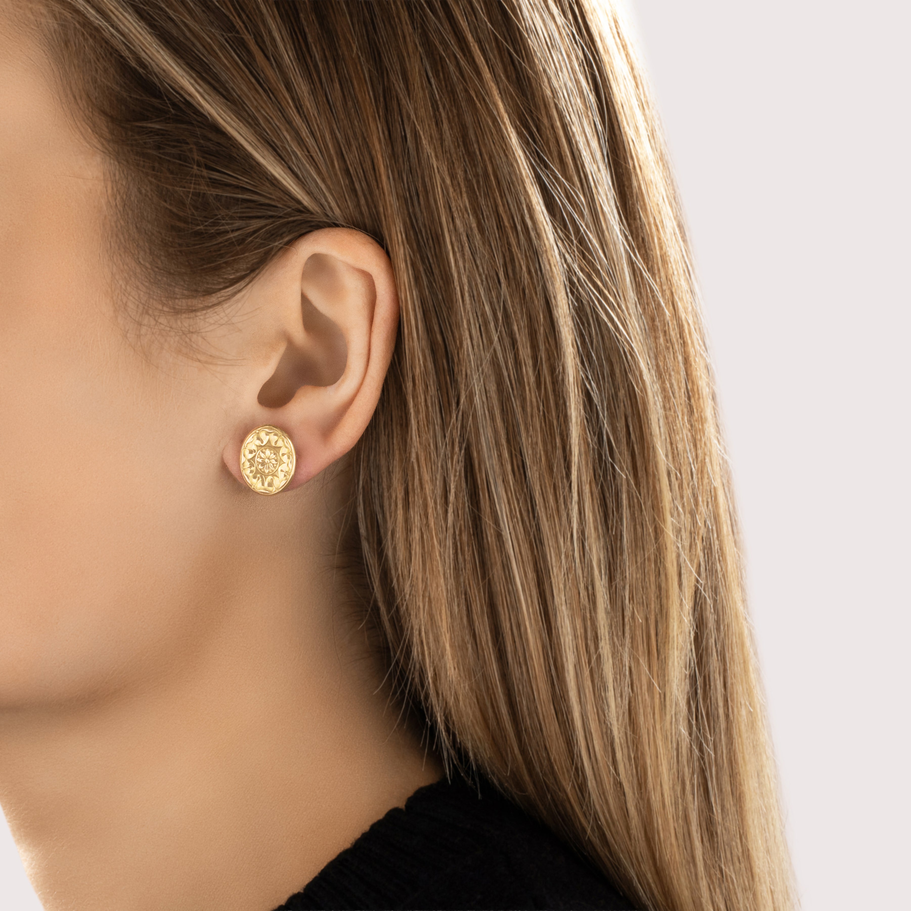 Vintage 14k Yellow Gold Oval Floral Stud Earrings - On model view