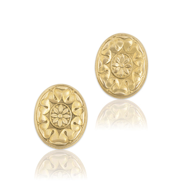 Vintage 14k Yellow Gold Lovely Oval Floral Stud Earrings