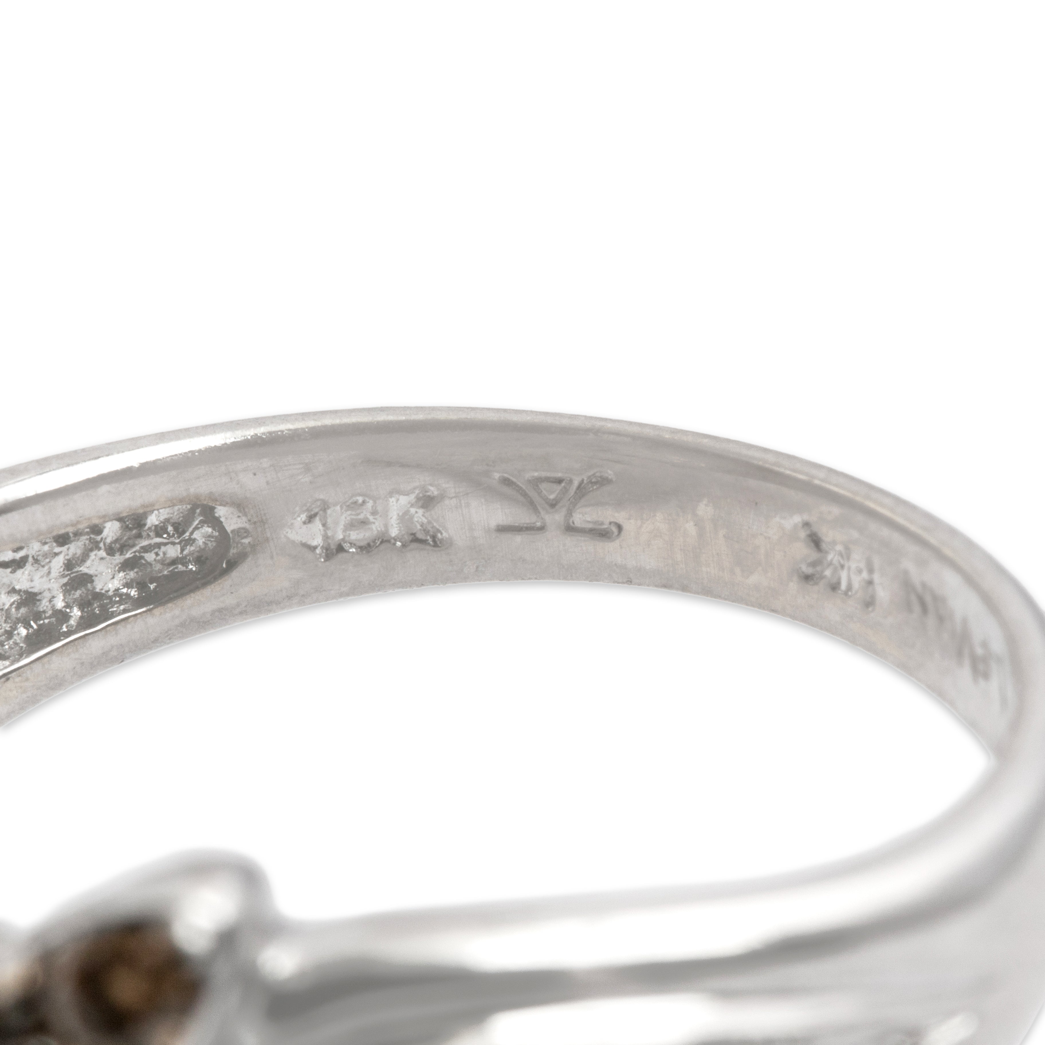 Vintage 18k White Gold Champagne Diamond White Diamond Sparkling Sweet Flower Ring - Hallmark view