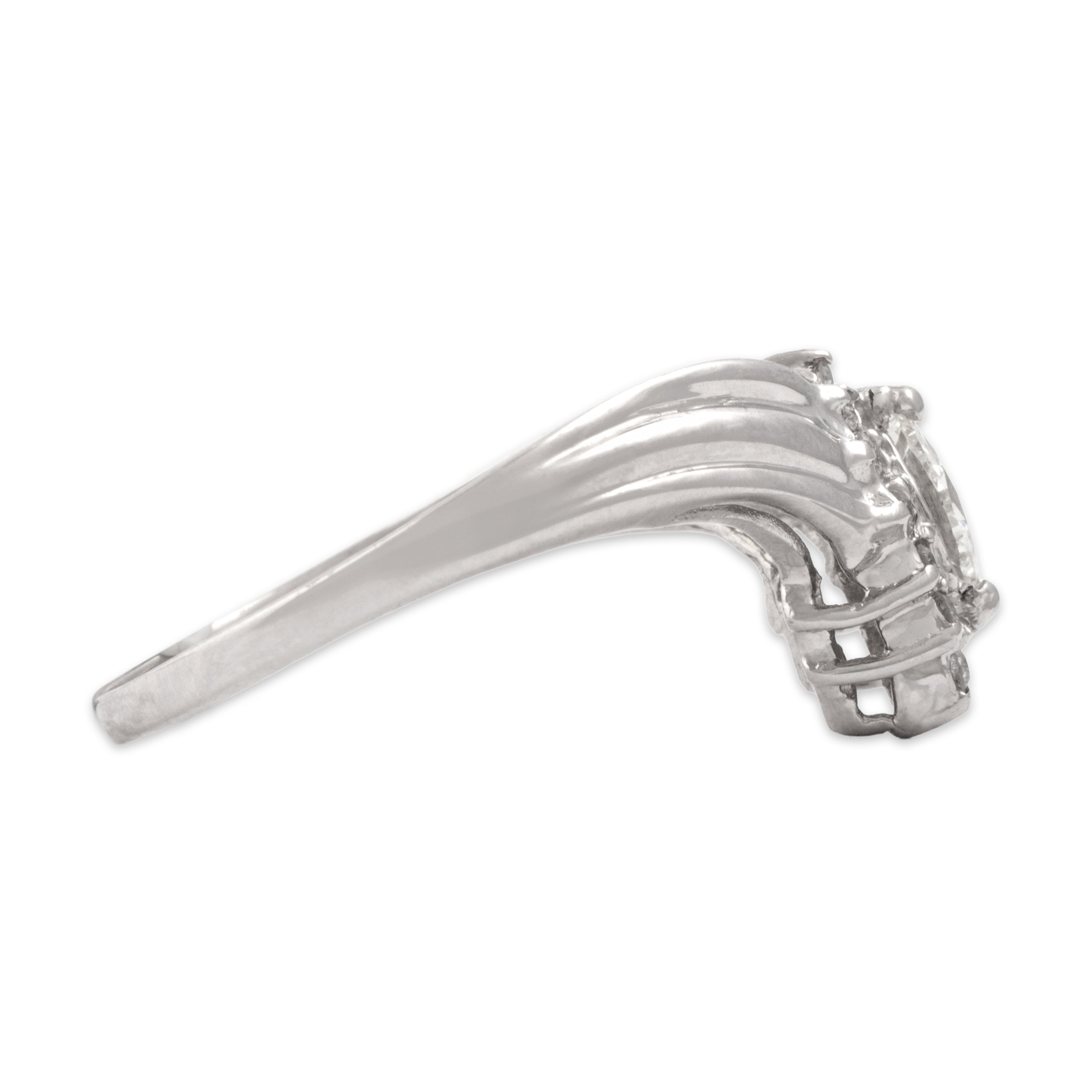 Vintage 14k White Gold Diamond Ribbed Chevron Ring - Side view