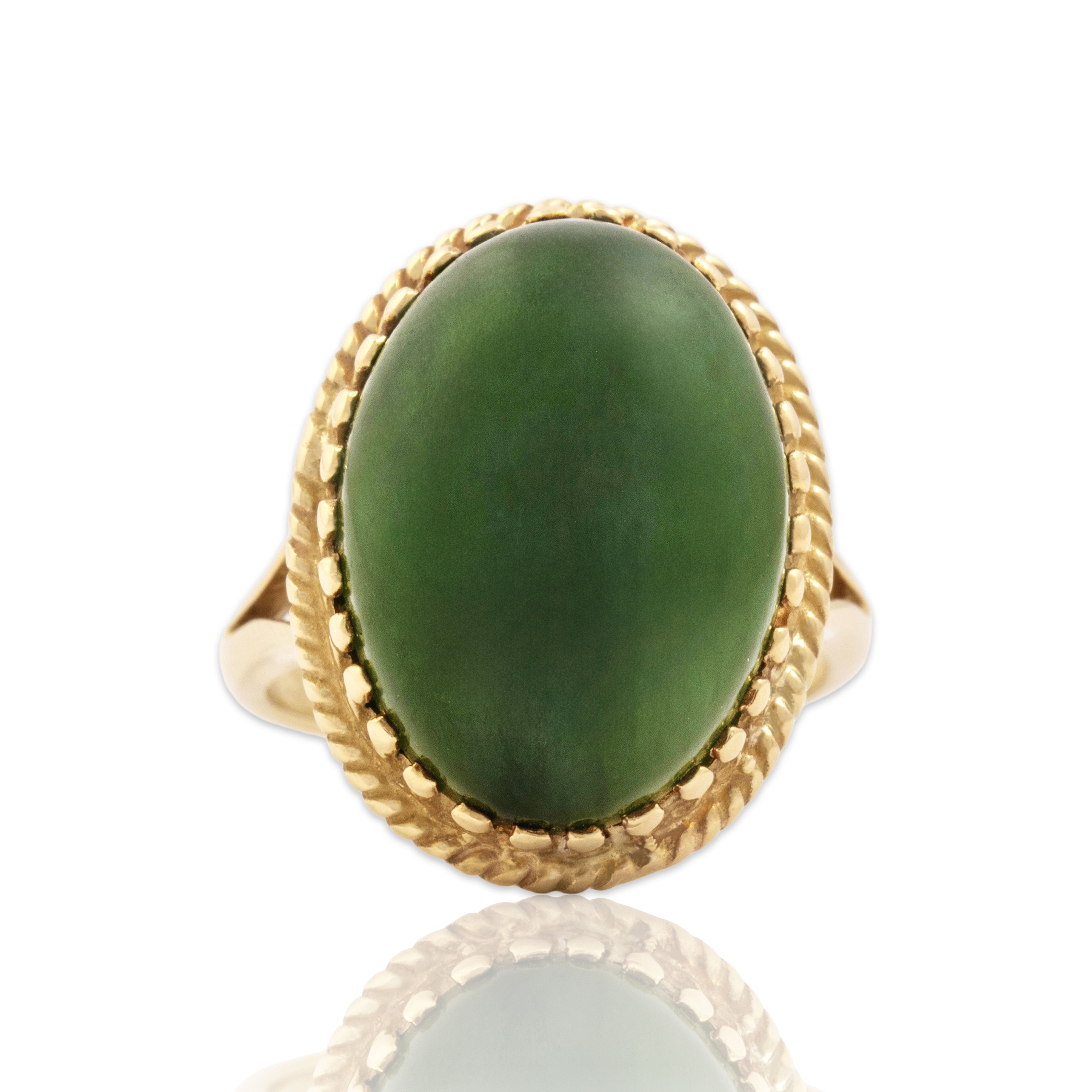 Vintage Large 14k Yellow Gold 10.96ct Jade Oval Cabochon Basket Ring 5.00