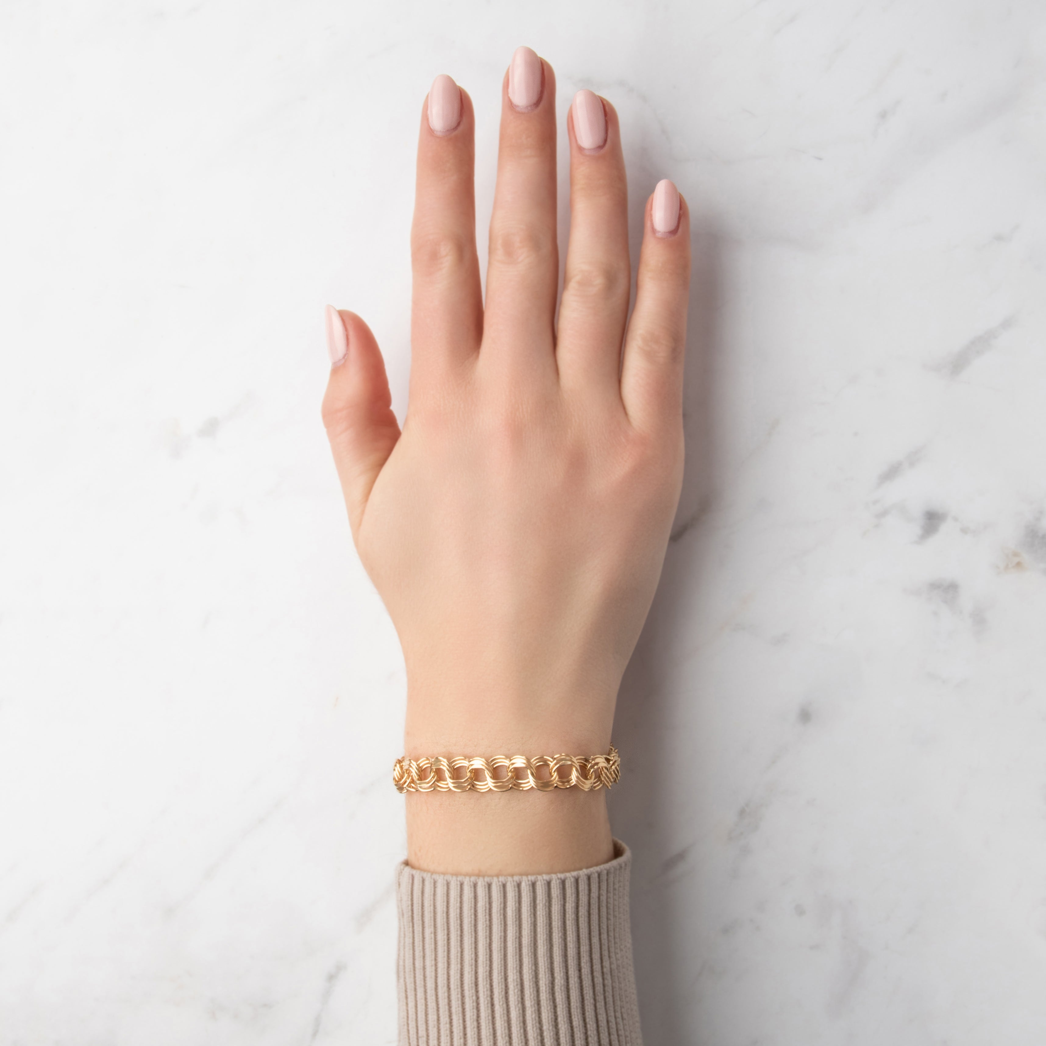 Vintage 14k Yellow Gold Hammered Triple Loop Charm Link Bracelet - On model view