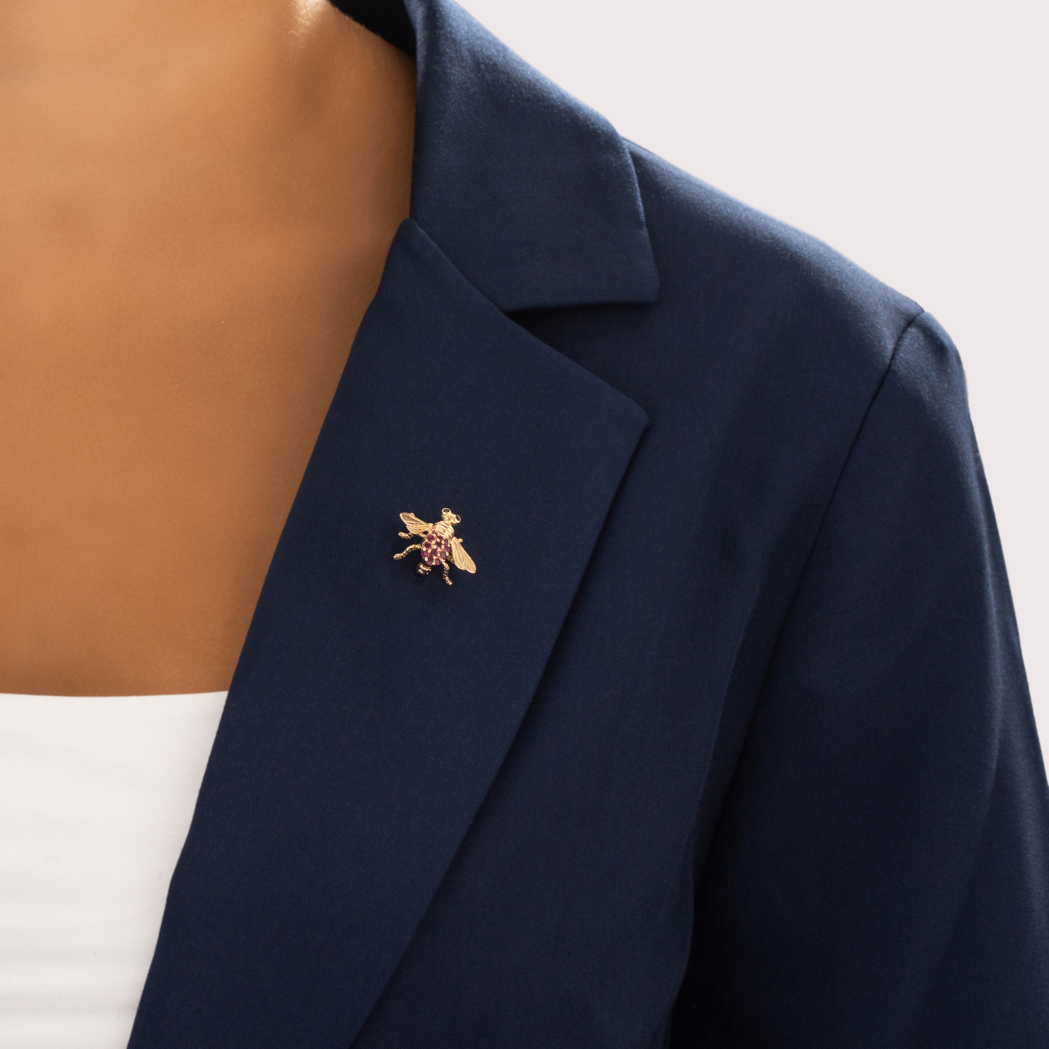 Vintage 14k Yellow Gold Ruby Blue Sapphire Adorable Figural Bee Friend Brooch / Pin - On model view