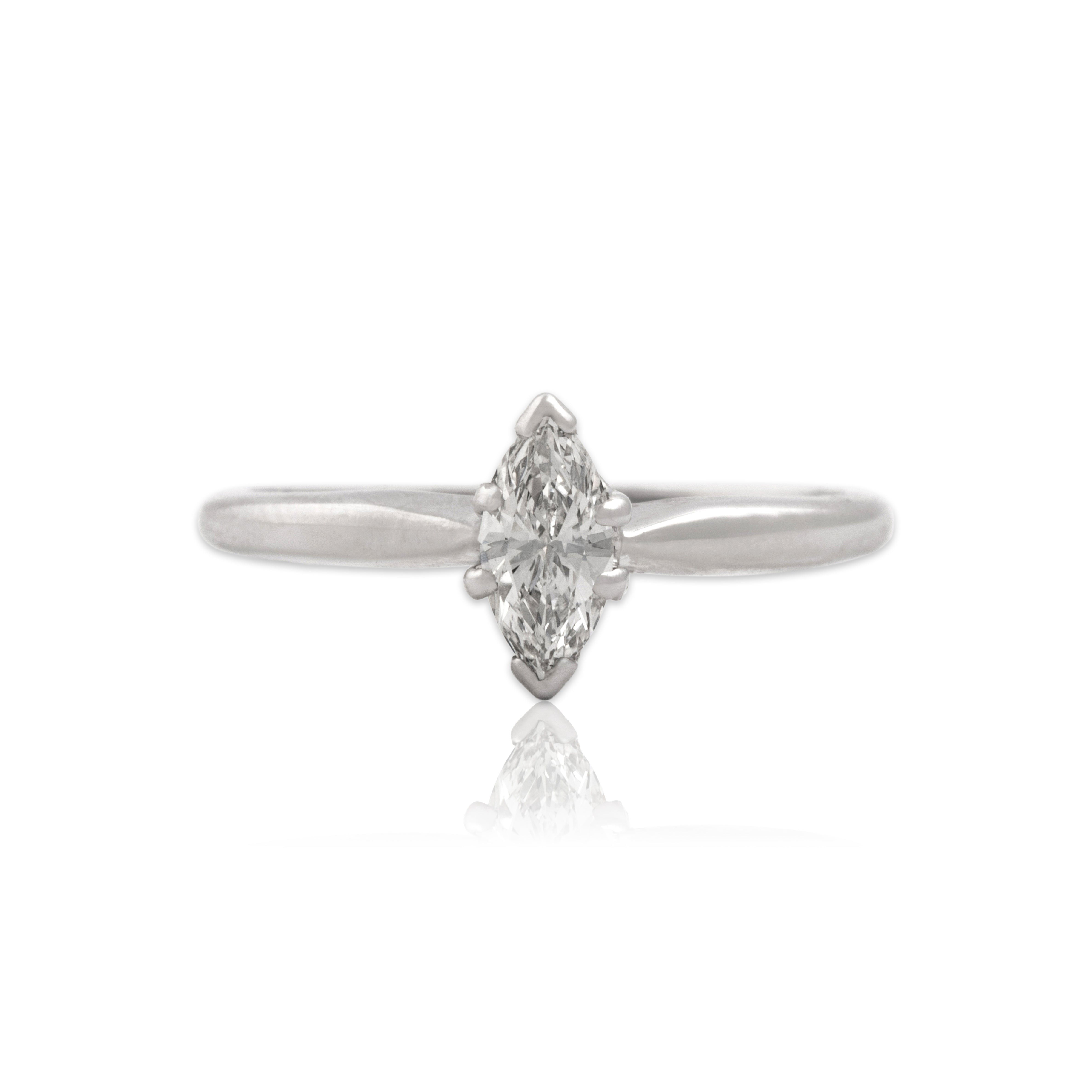 Vintage 14k White Gold Diamond Elegant Sparkling Marquise-Cut Ring - Close-up view