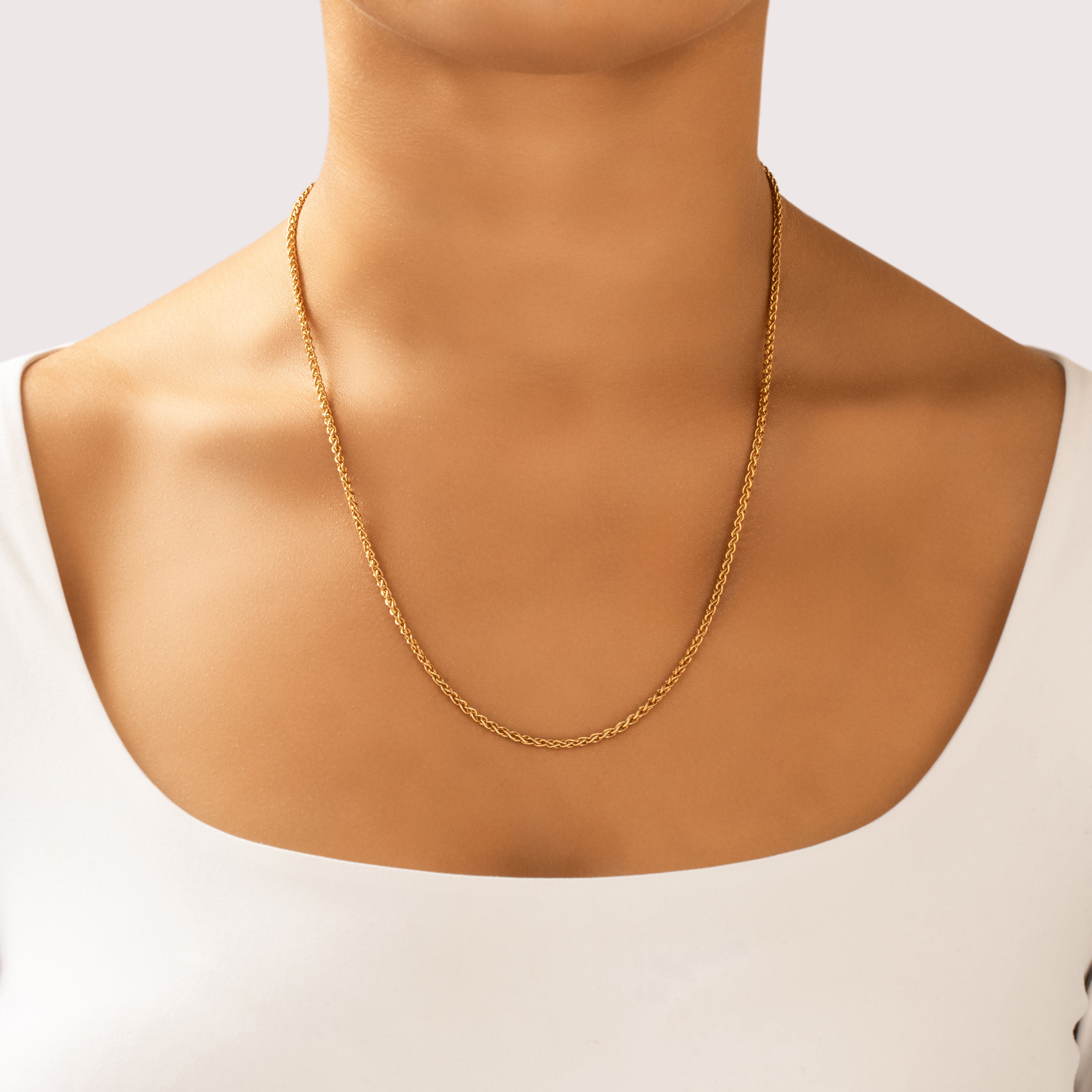 Vintage Italian Heavy 14k Yellow Gold Elegant Wheat 2.4mm Chain - On model view