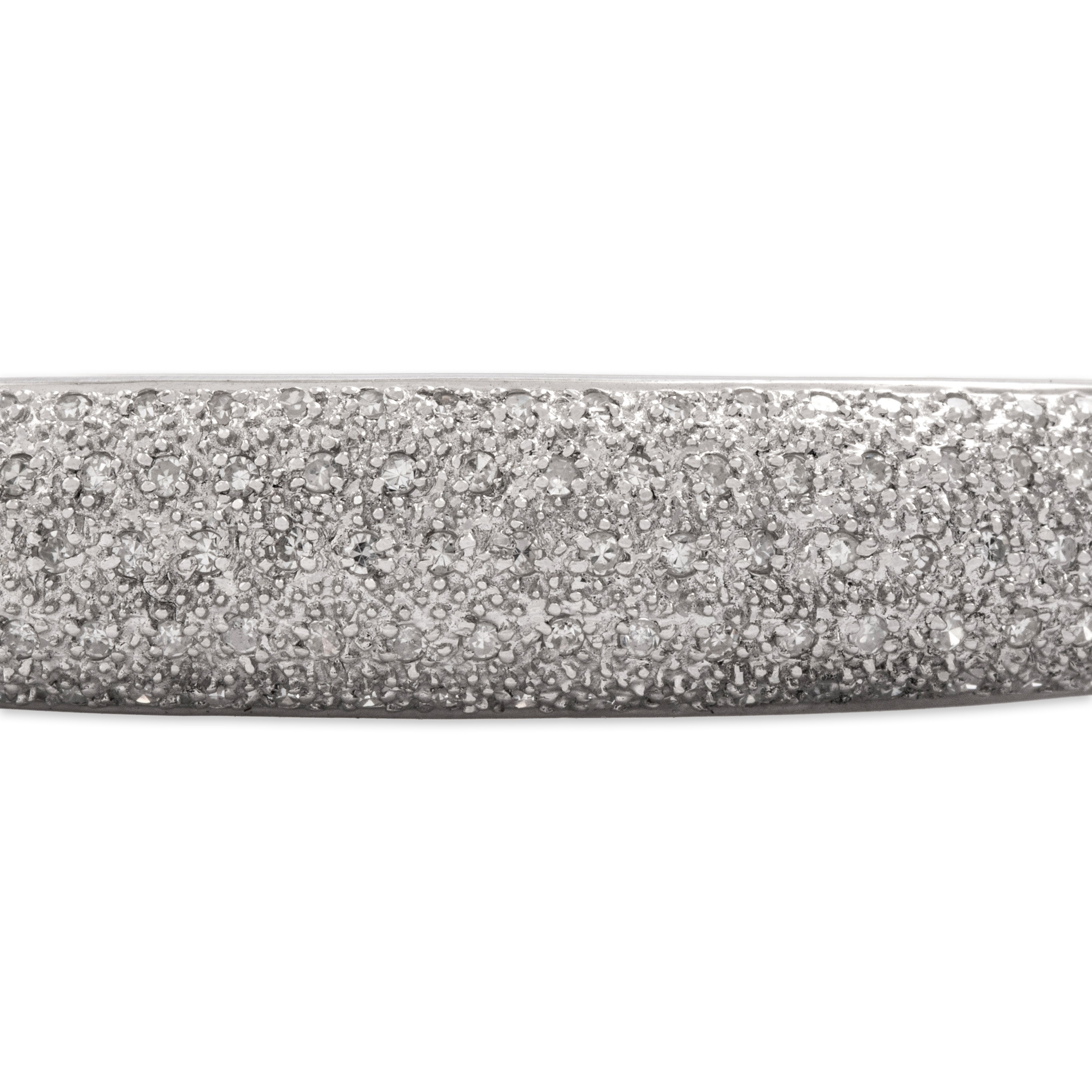 Vintage 14k White Gold 1.07cttw Diamond Illusion Set Pave Bracelet - Close-up view
