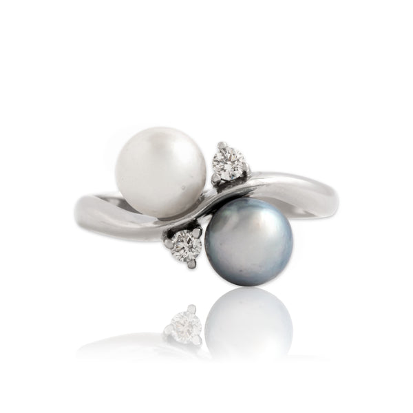 Vintage 14k White Gold White & Blue Pearl Diamond Naturalistic Wavy Ring 6.75