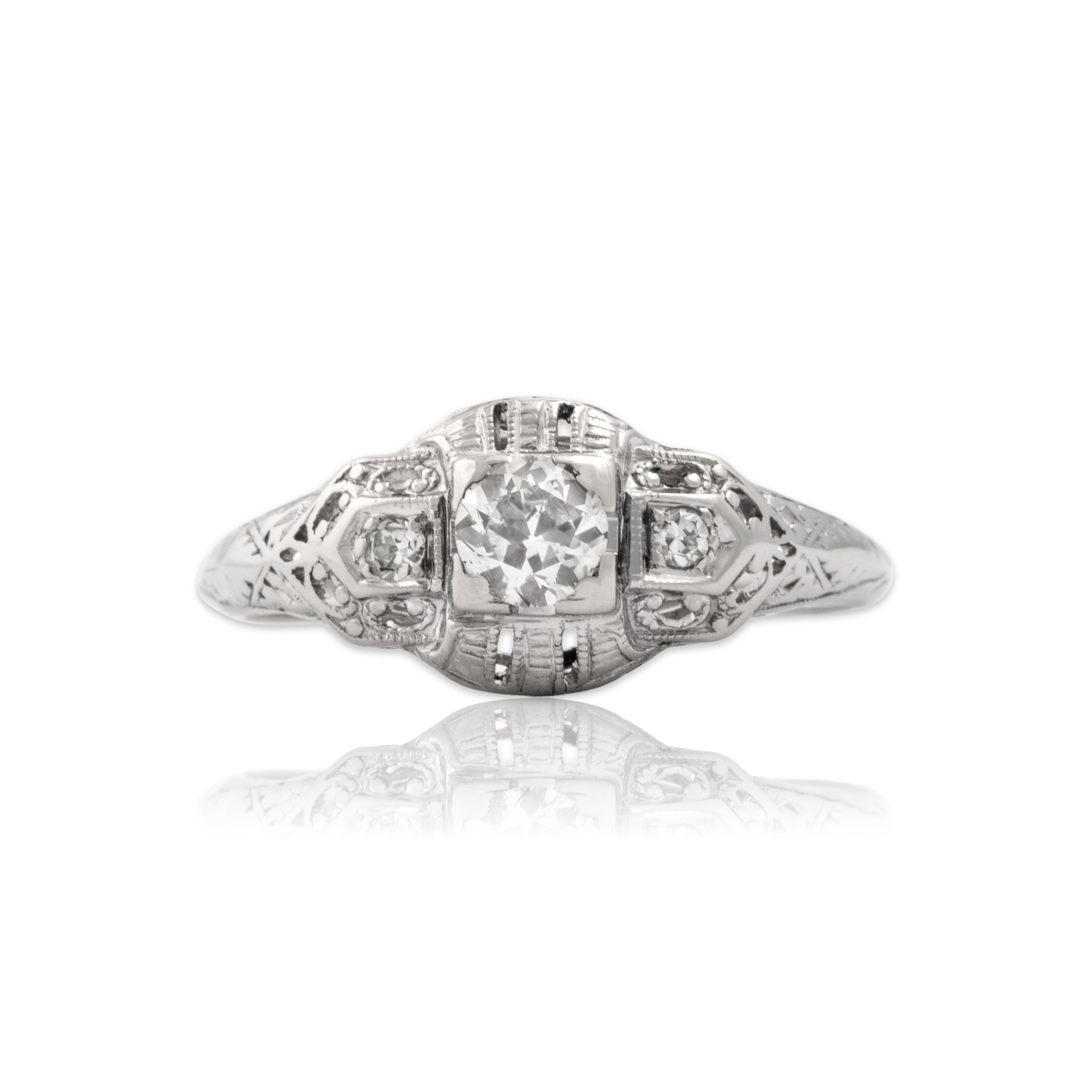 Antique Art Deco 19k White Gold Old European Cut Diamond Filigree Ring - Close-up view