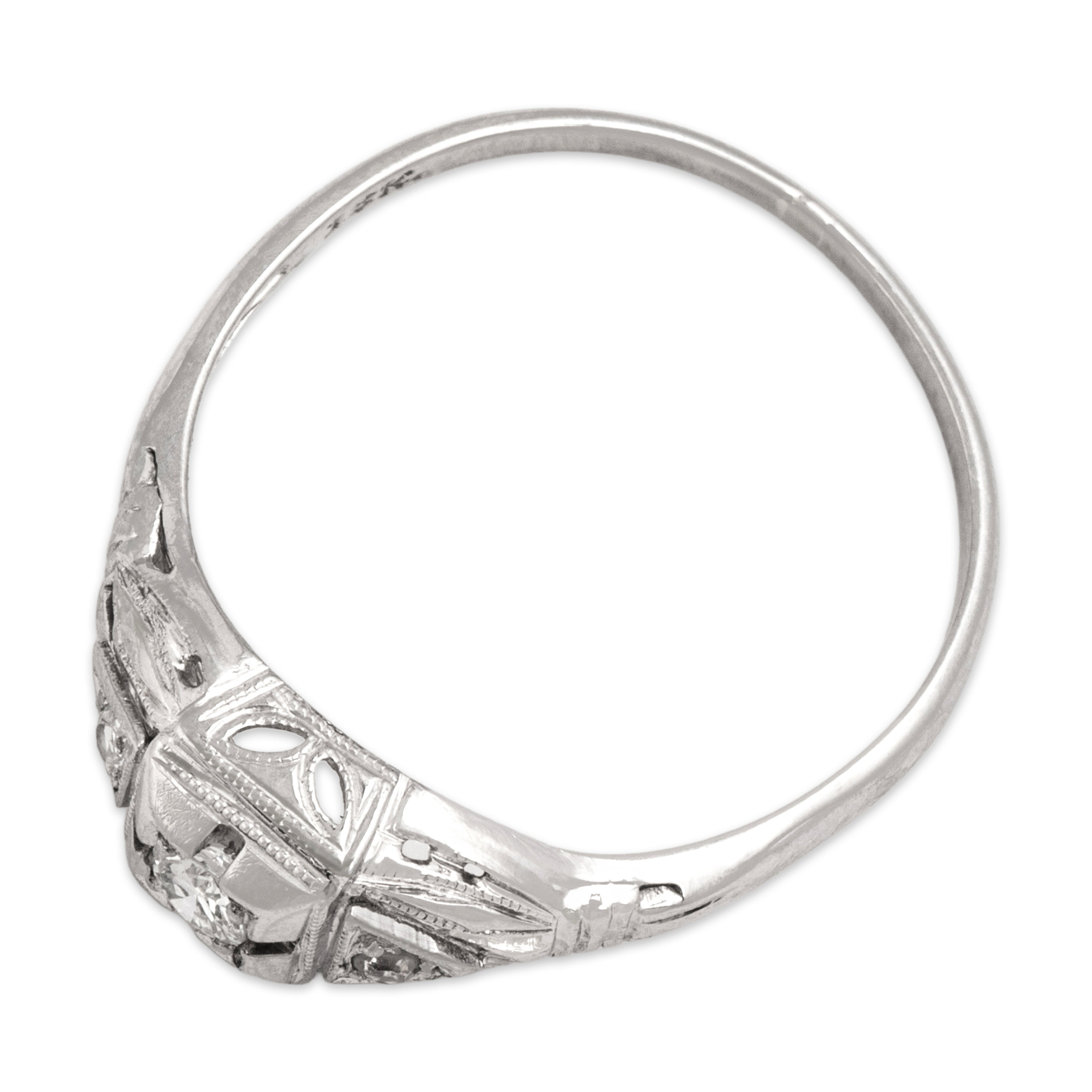 Vintage 18k White Gold Diamond Openwork Milgrain Square Setting Ring - Overall view