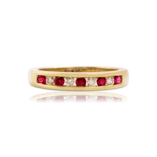 Vintage 14k Yellow Gold Ruby Diamond Chic Channel-Set Band Ring 6.50