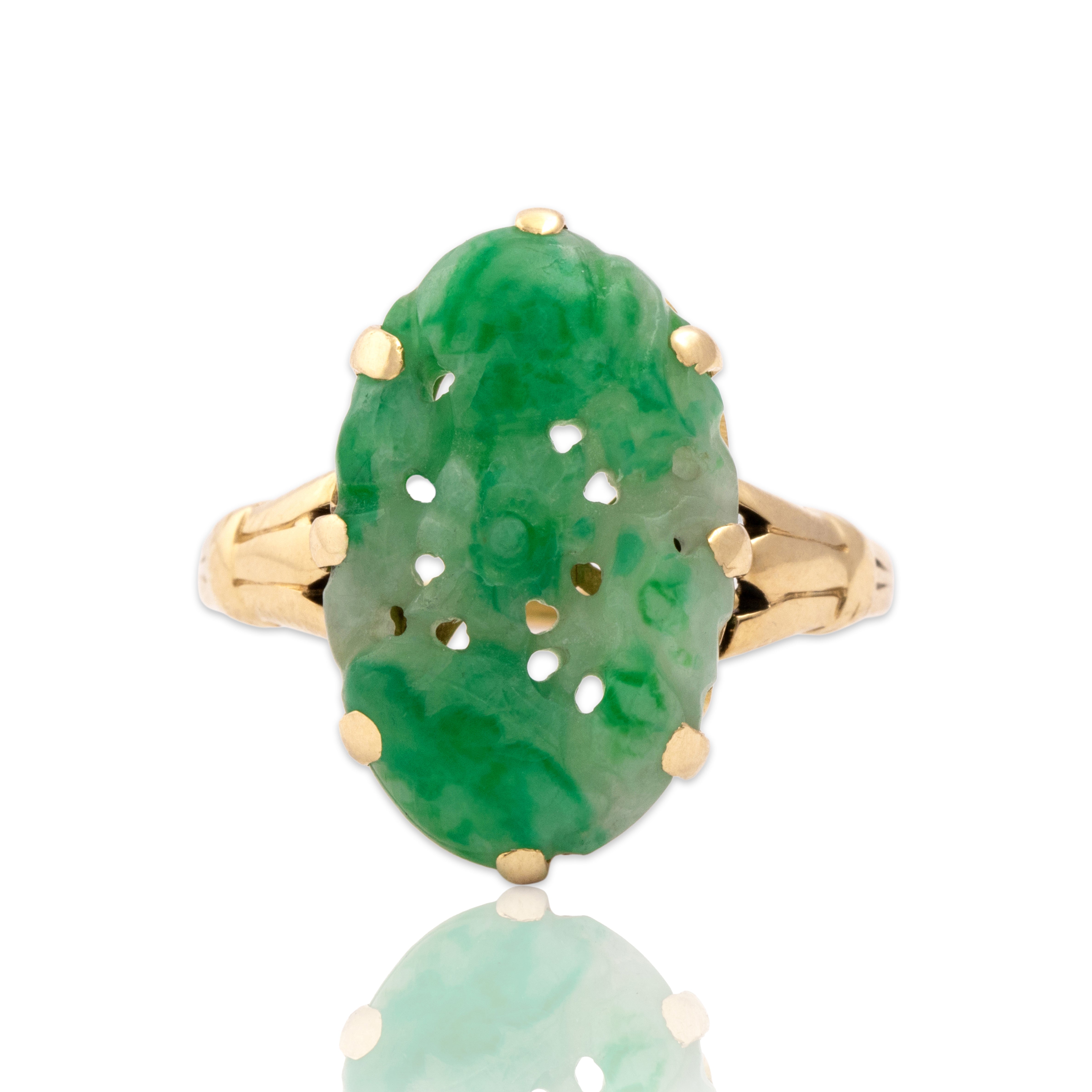 Vintage 14k Yellow Gold 5.49ct Jade Intricately Carved Blossom Ring 8.50