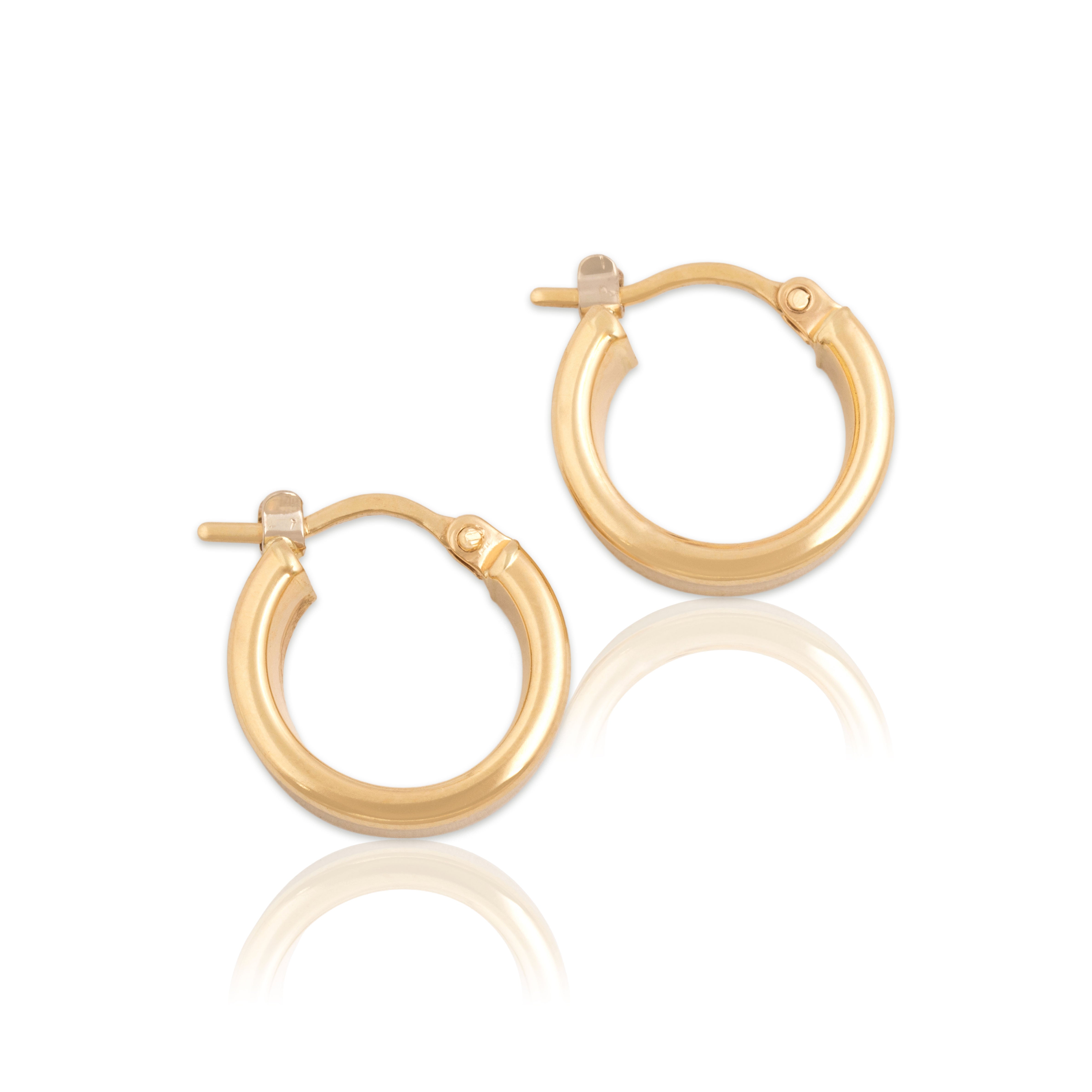 Vintage Italian Small 14k Yellow Gold Everyday Classic Hoop Earrings