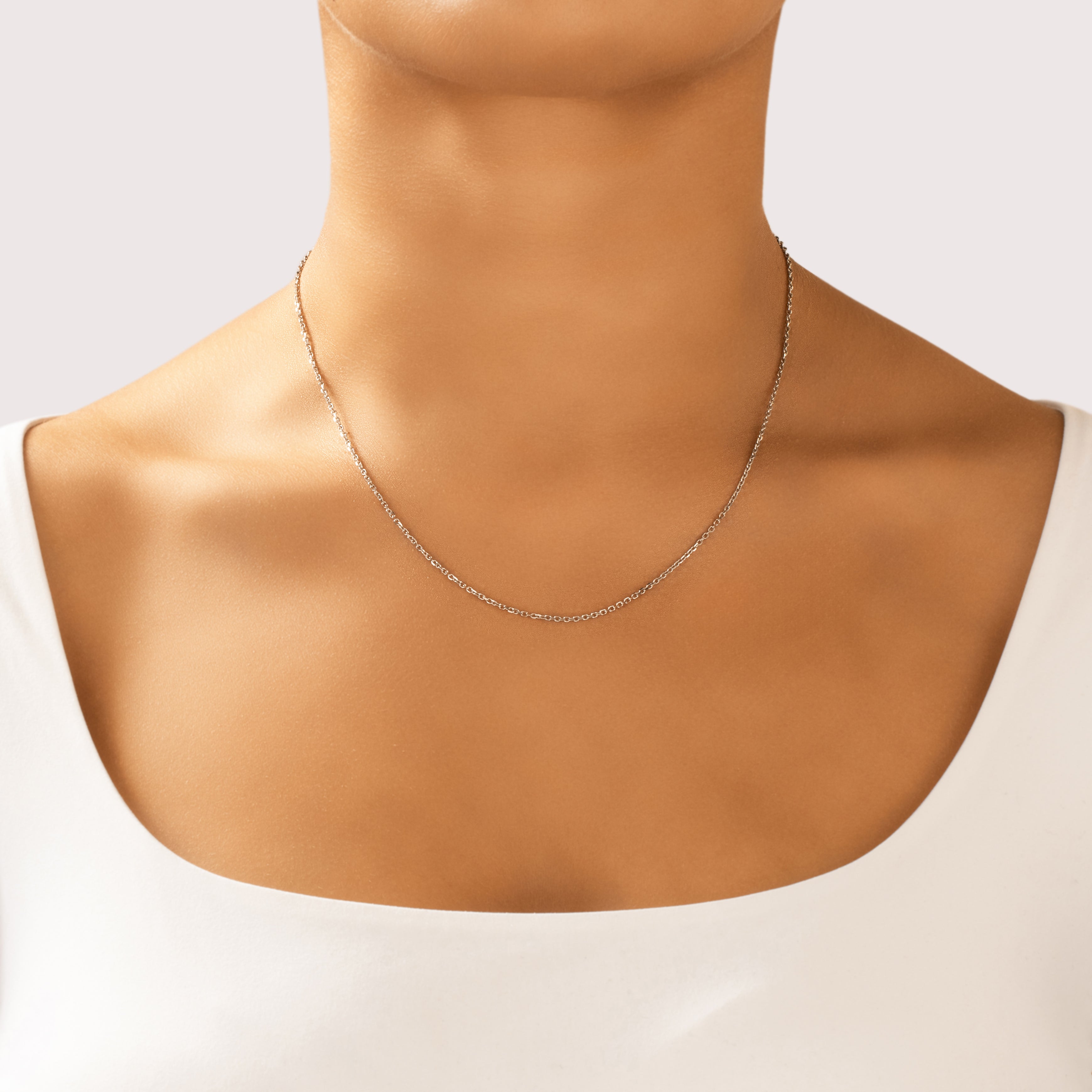Estate 14k White Gold Flashing Cable 1.5mm Chain - On model view