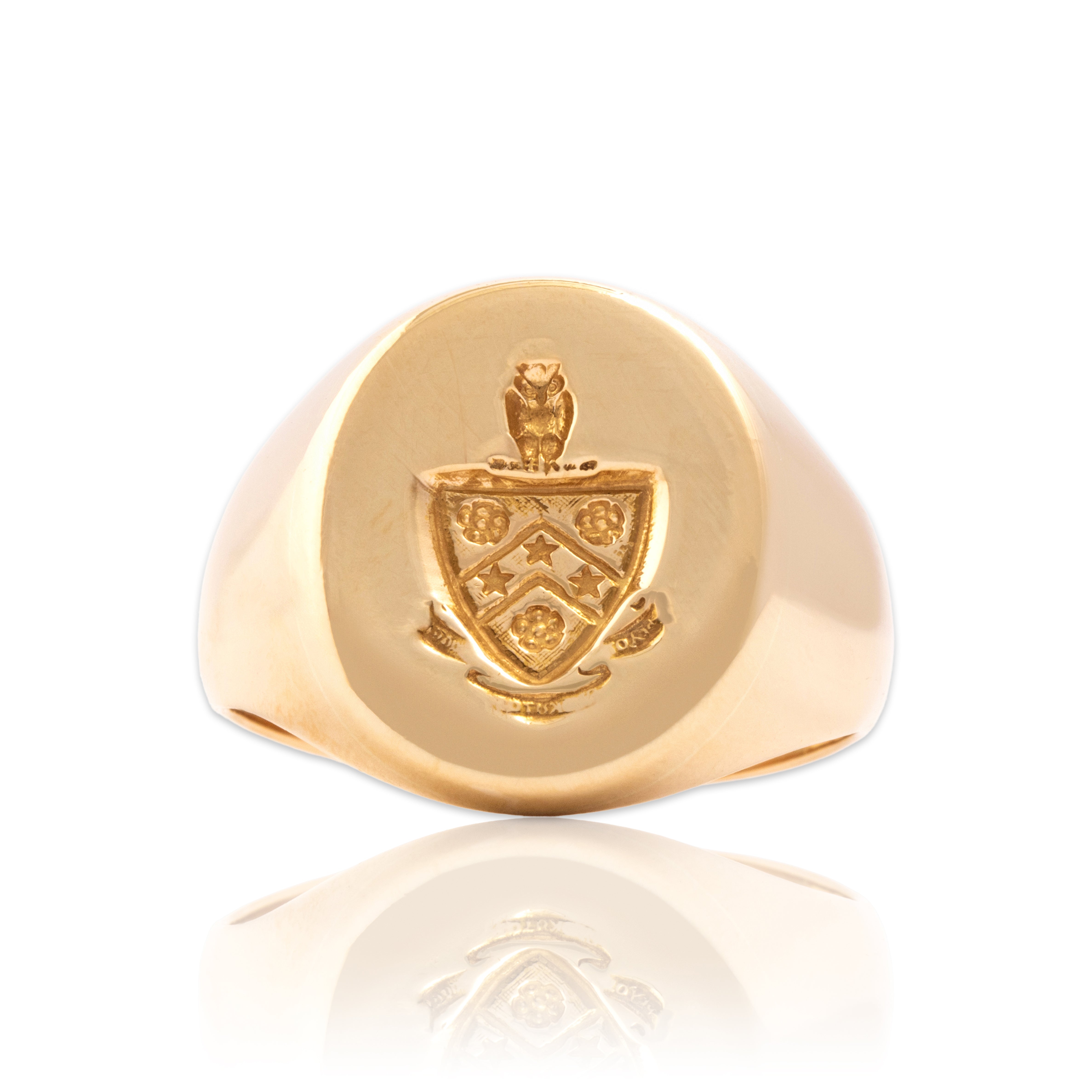 Vintage 10k Yellow Gold Phi Gamma Delta Fraternity Crest Signet Ring - Close-up view