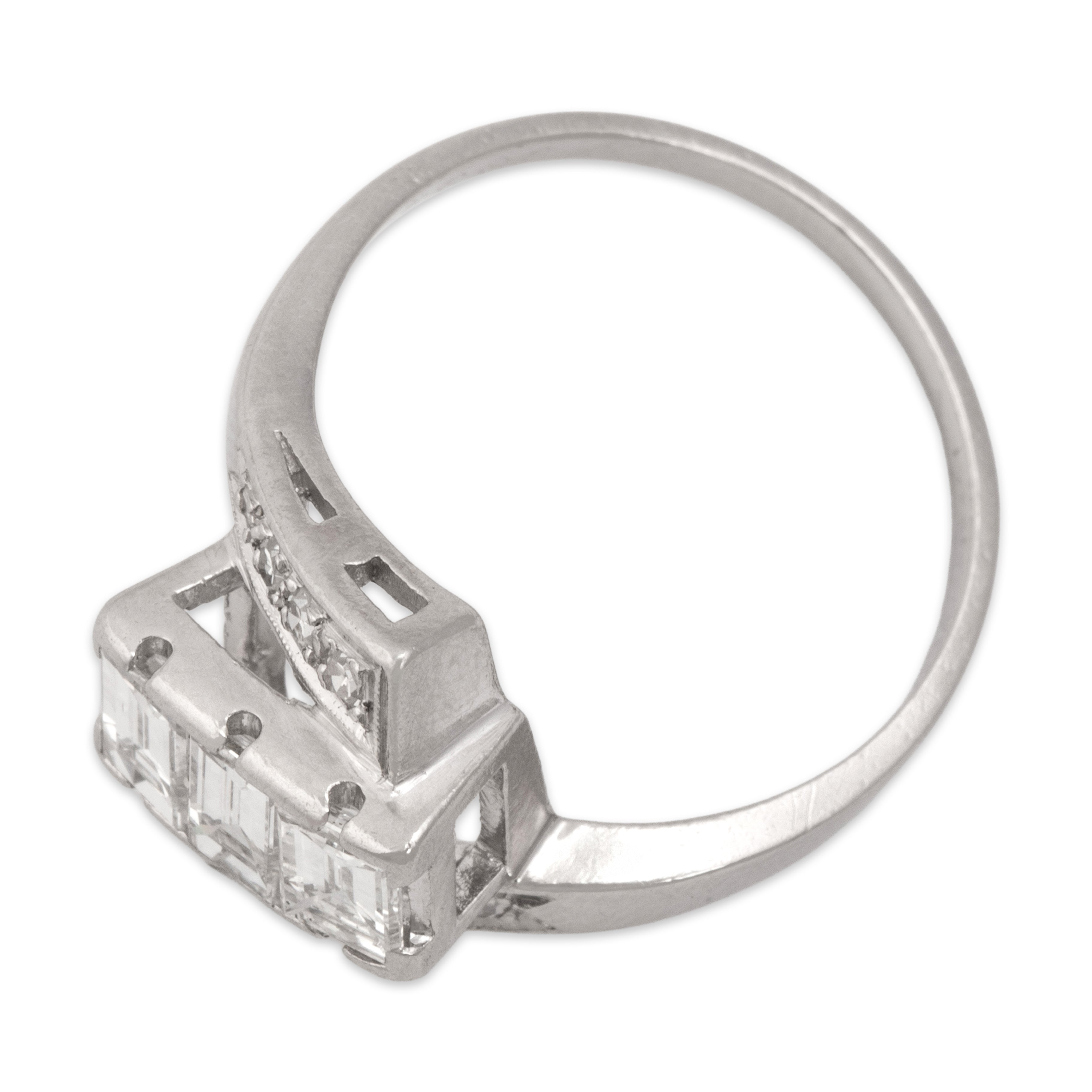 Vintage Platinum 1.15cttw Diamond Incredible Sparkling Bypass Ring - Overall view