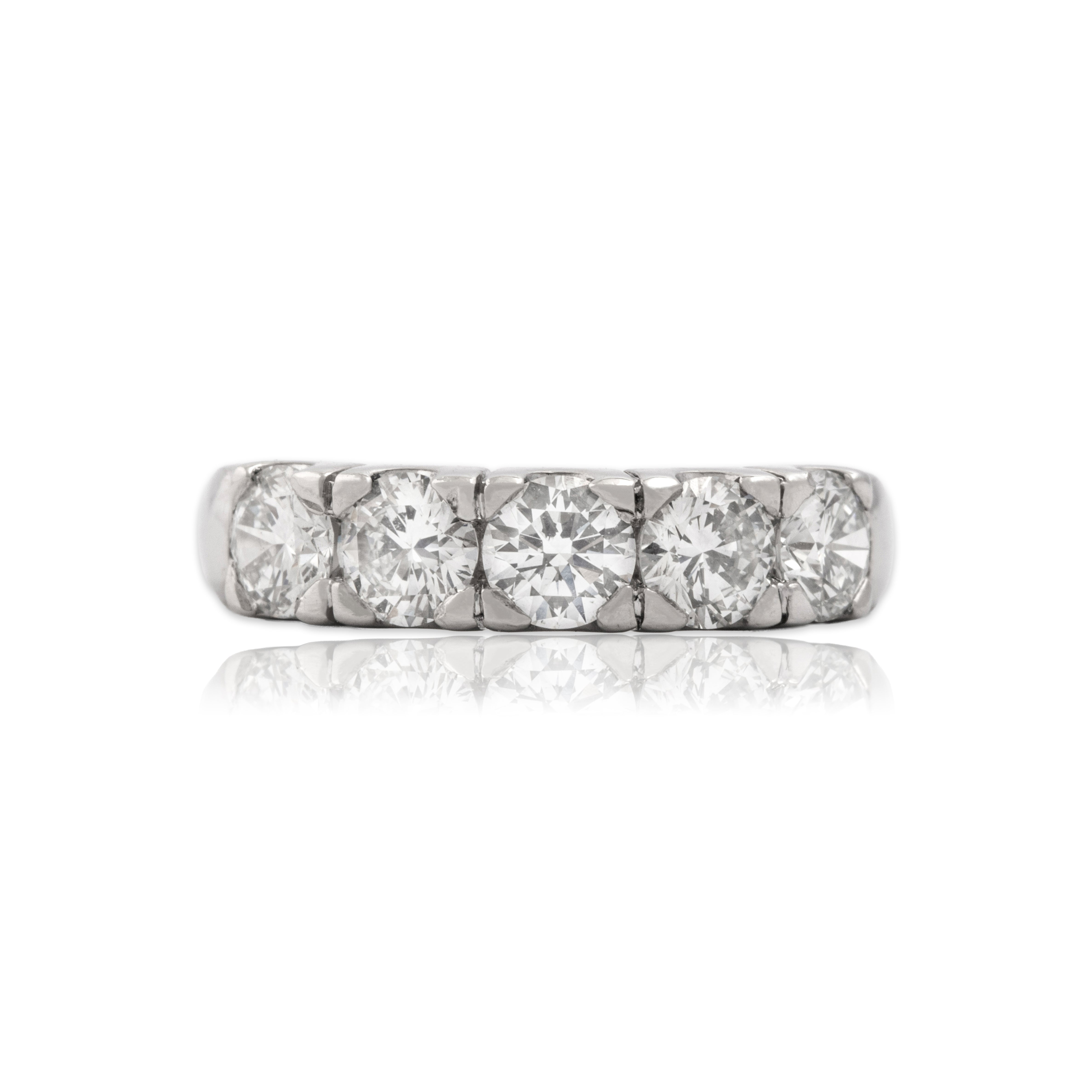 Vintage Platinum 1.65cttw Diamond Exceptional Sparkling Line Band Ring - Close-up view