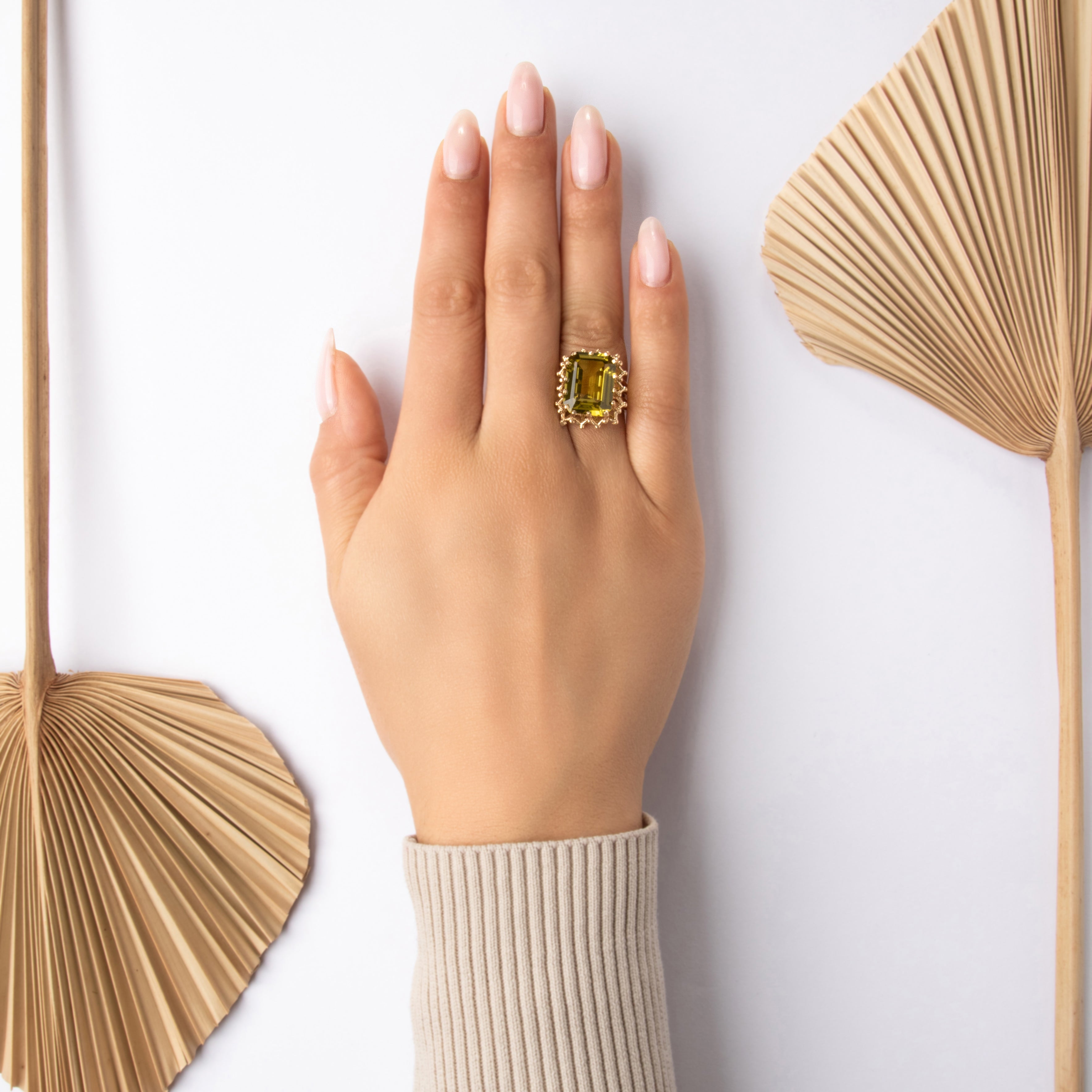 Vintage Large 14k Yellow Gold 13.58ct Olive Green Synthetic Spinel Brutalist Chevron Cocktail Ring - On model view