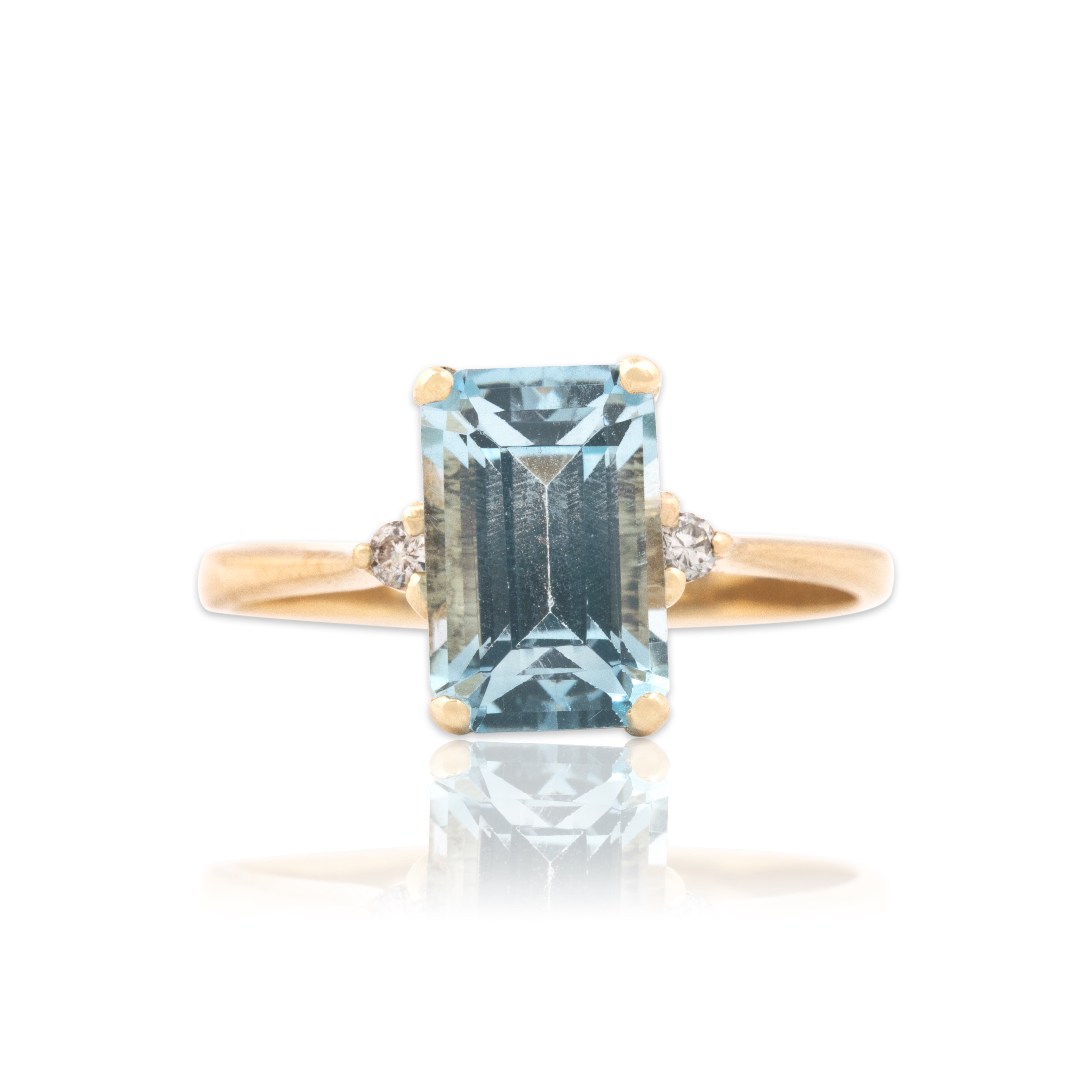 Vintage 14k Yellow Gold 2.35ct Blue Topaz Diamond Glamorous Sparkle With Delicate Band Ring - Close-up view