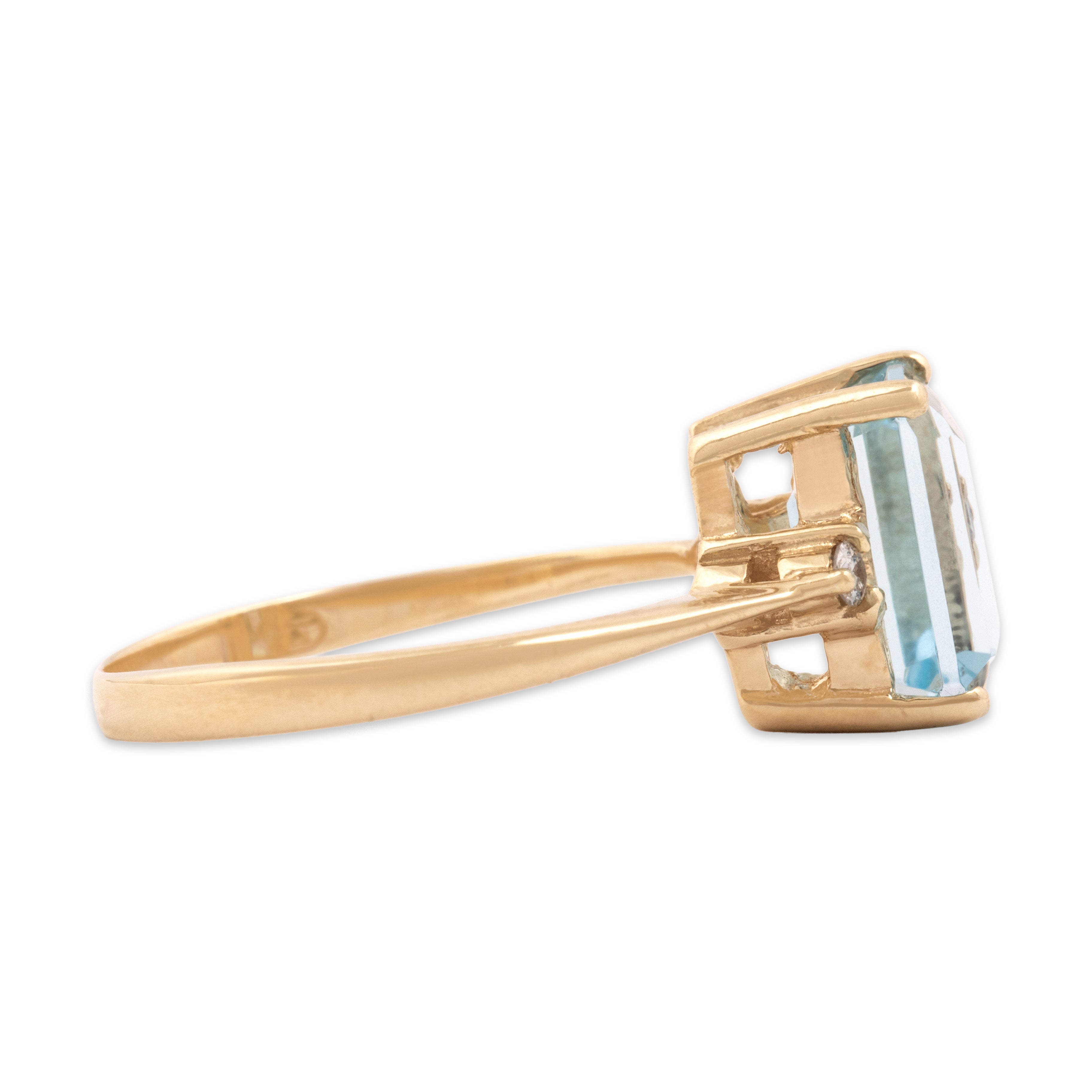 Vintage 14k Yellow Gold 2.35ct Blue Topaz Diamond Glamorous Sparkle With Delicate Band Ring - Side view