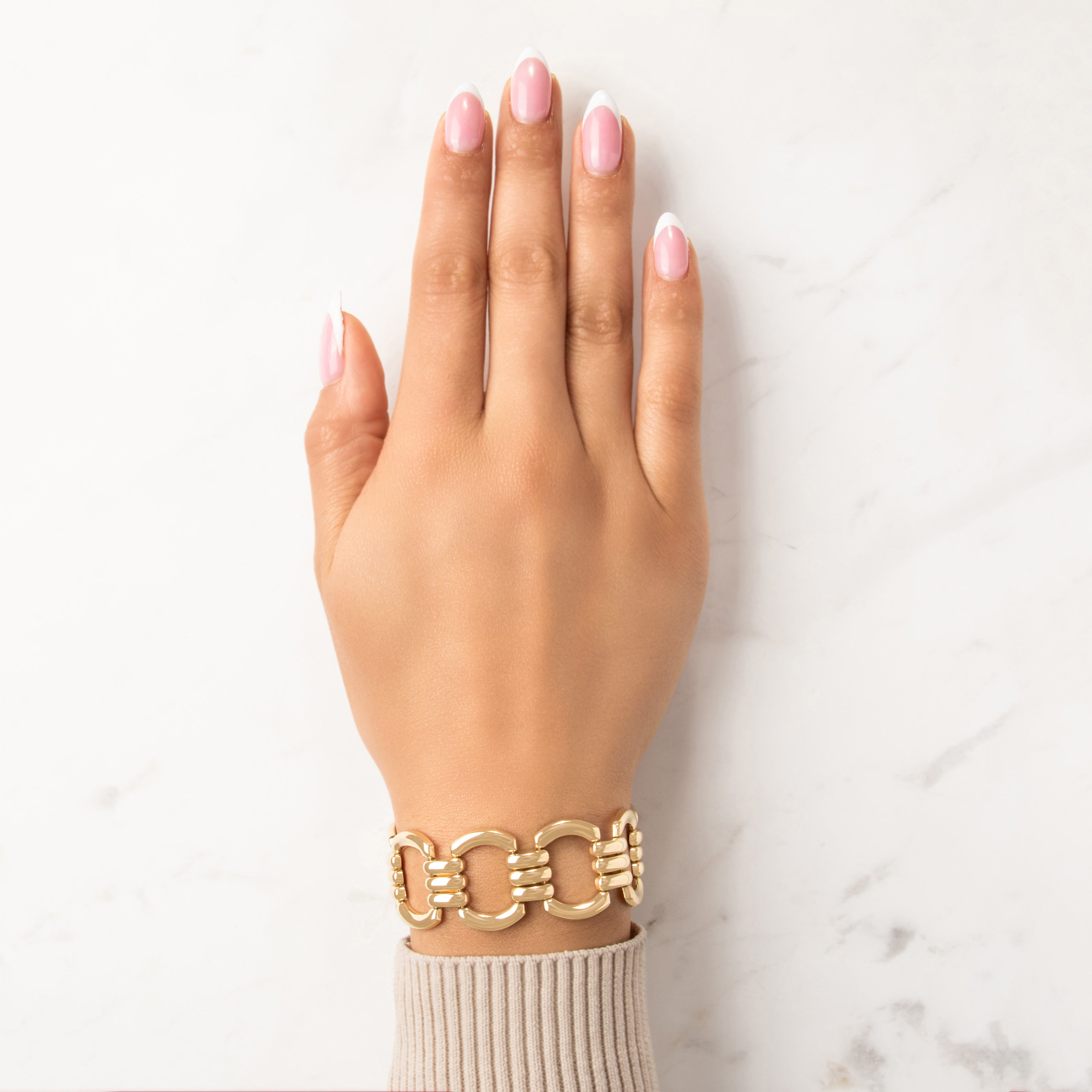 Vintage Italian 14k Yellow Gold Elegant Geometric Buckle Link Bracelet - On model view